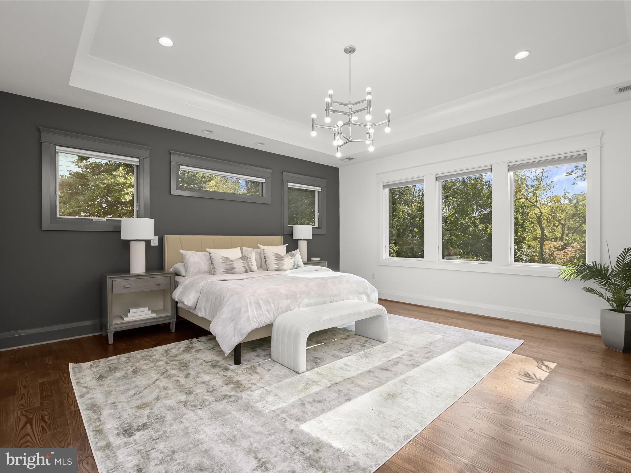BELLEVUE FOREST - Residential