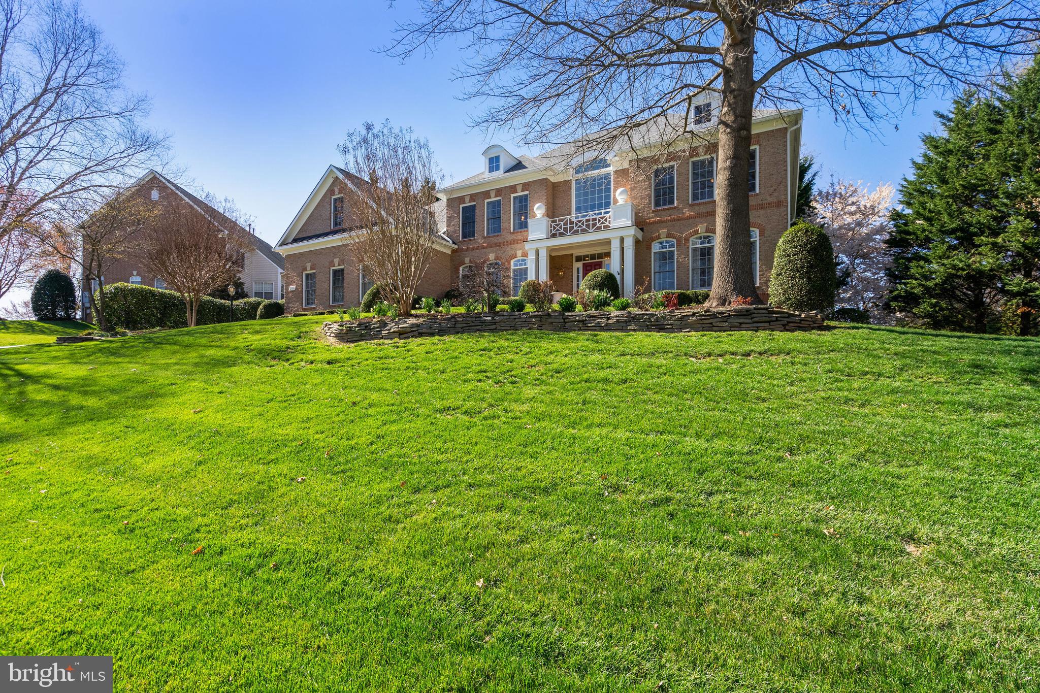 MANORS OF FOX MILL - Residential