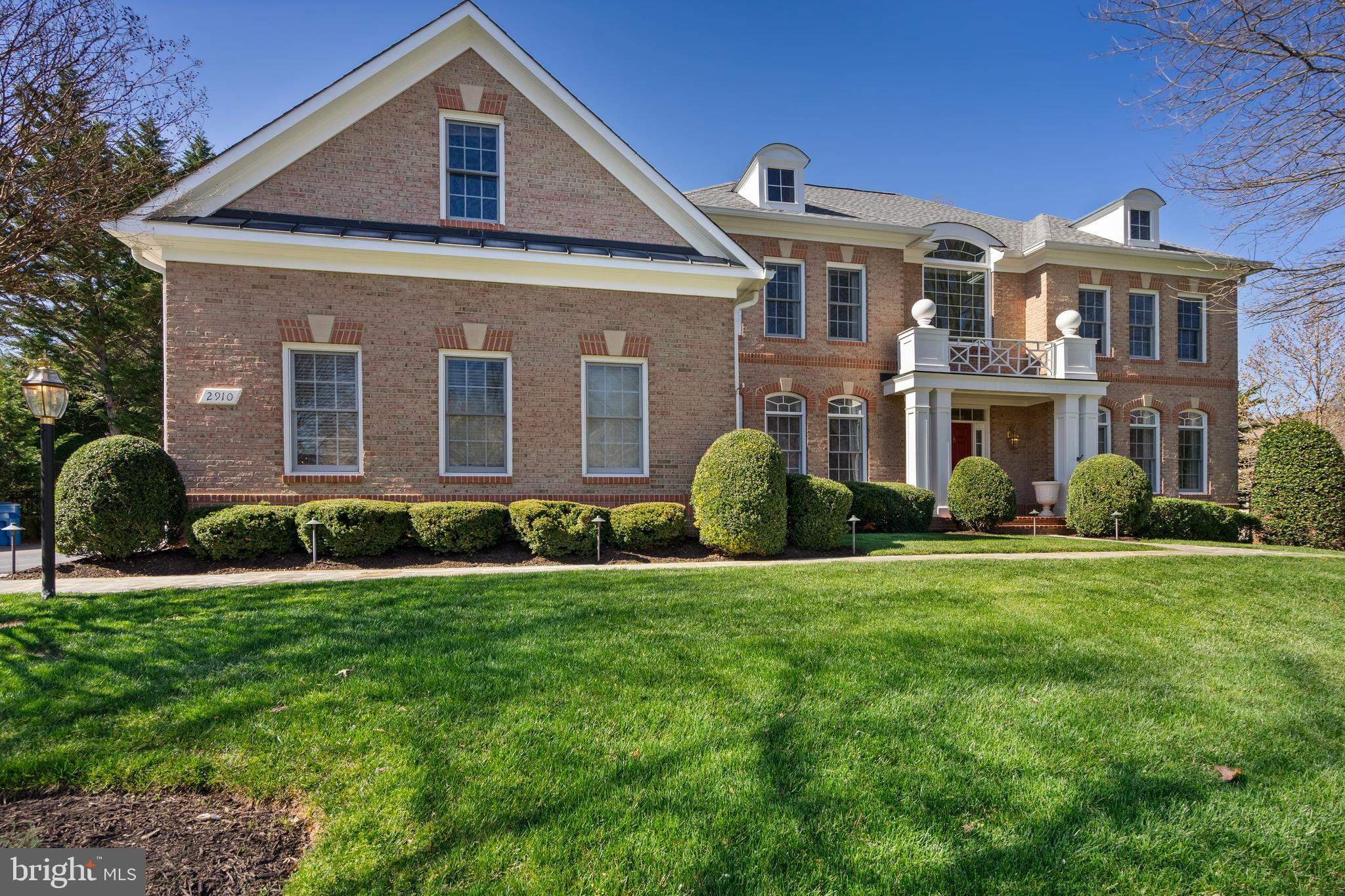 MANORS OF FOX MILL - Residential