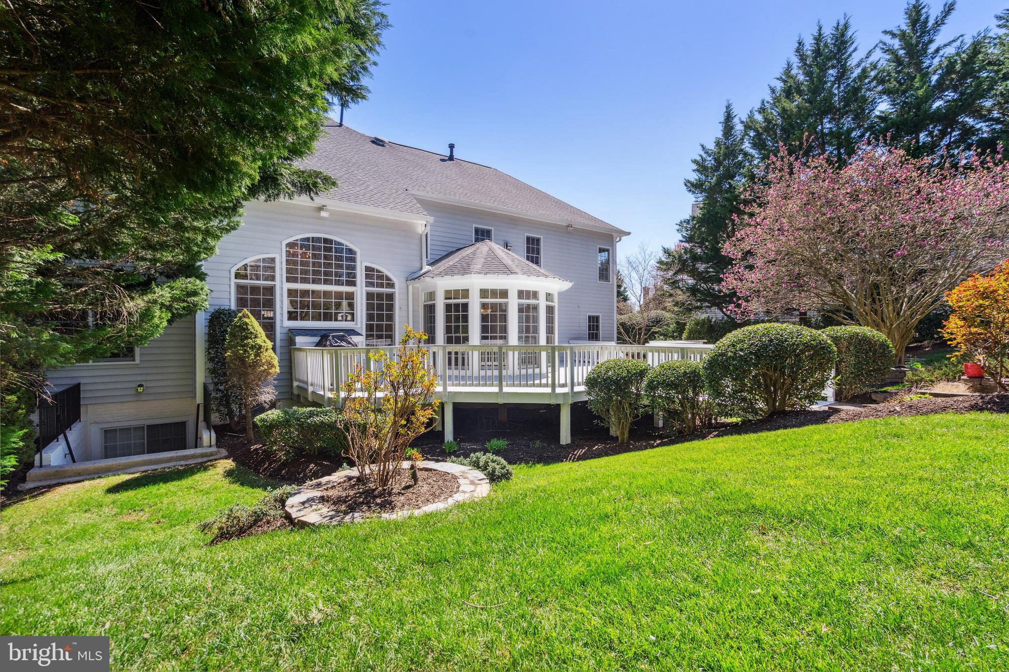 MANORS OF FOX MILL - Residential