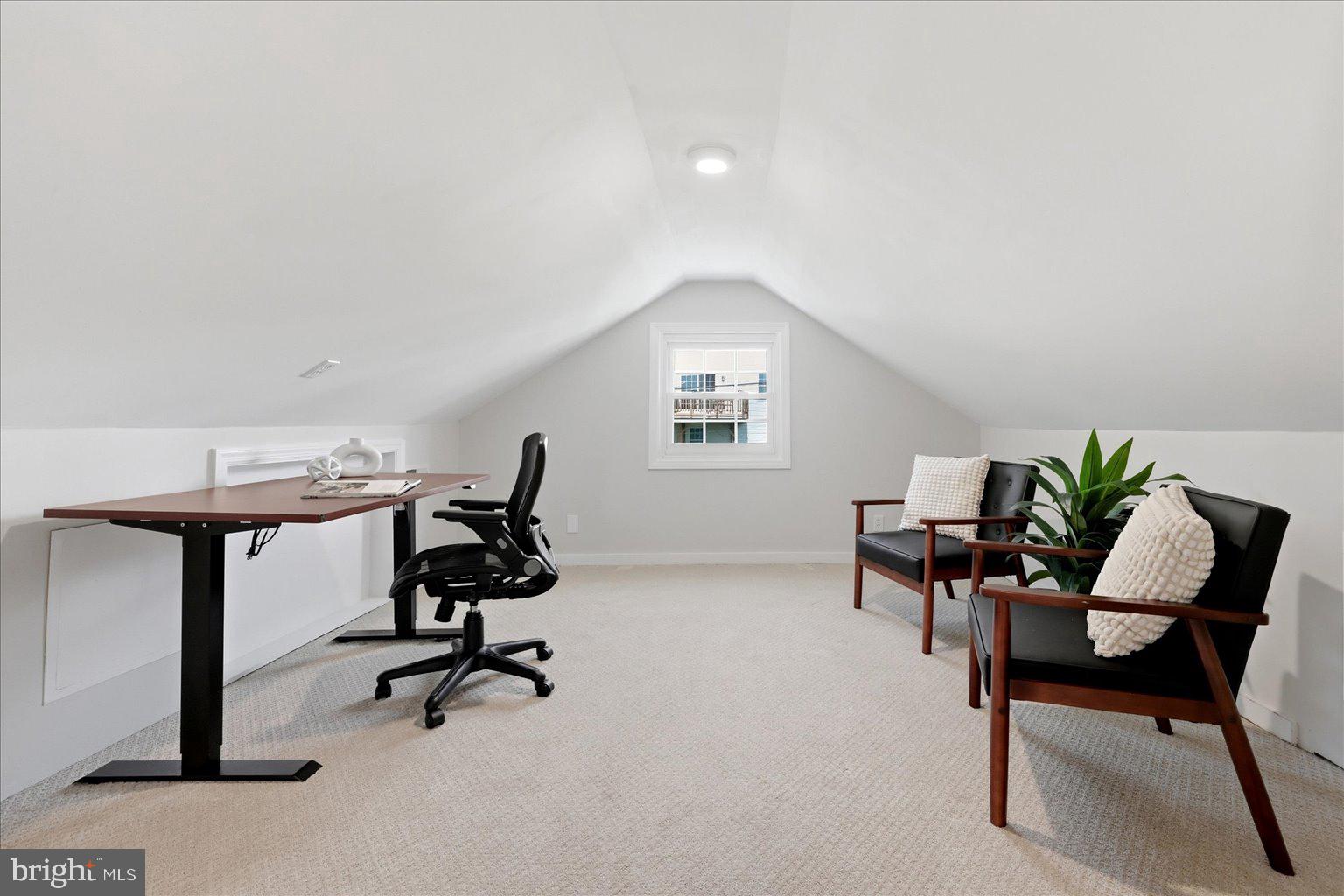 HILLWOOD - Residential