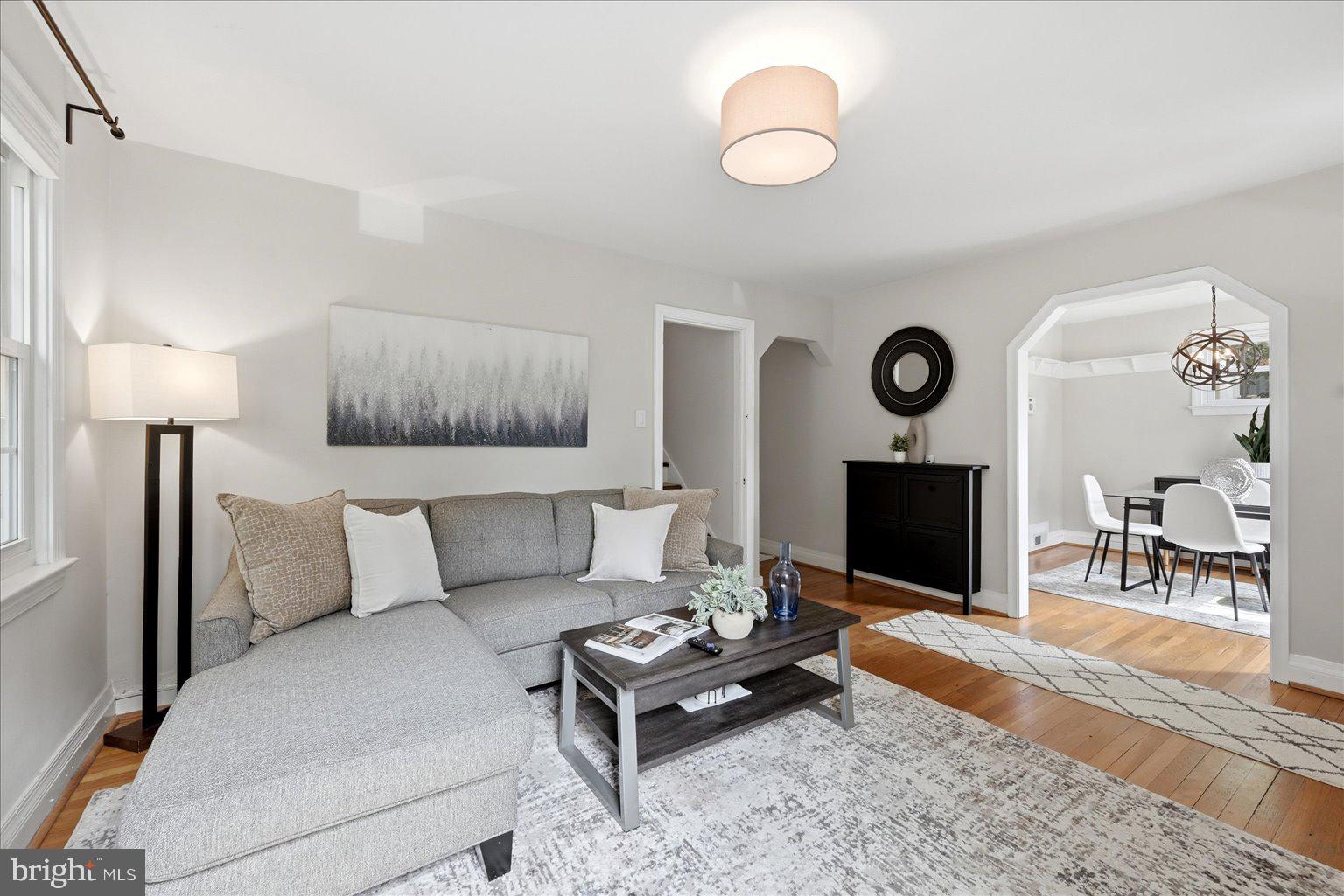 HILLWOOD - Residential