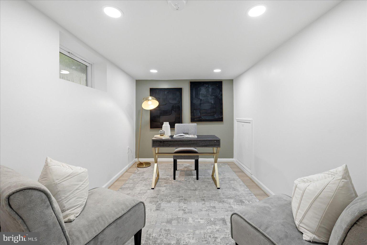 HILLWOOD - Residential