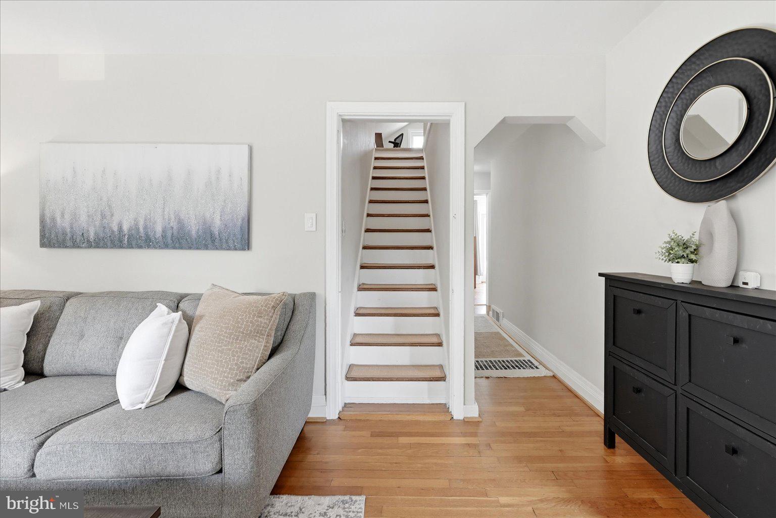 HILLWOOD - Residential