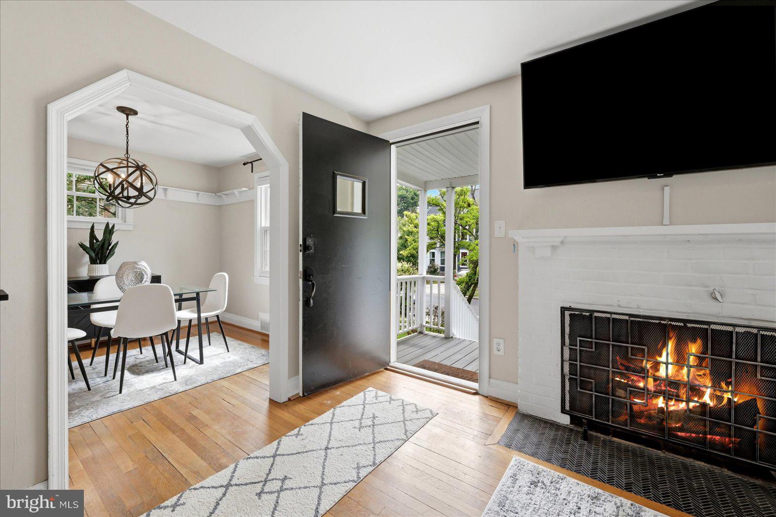 HILLWOOD - Residential