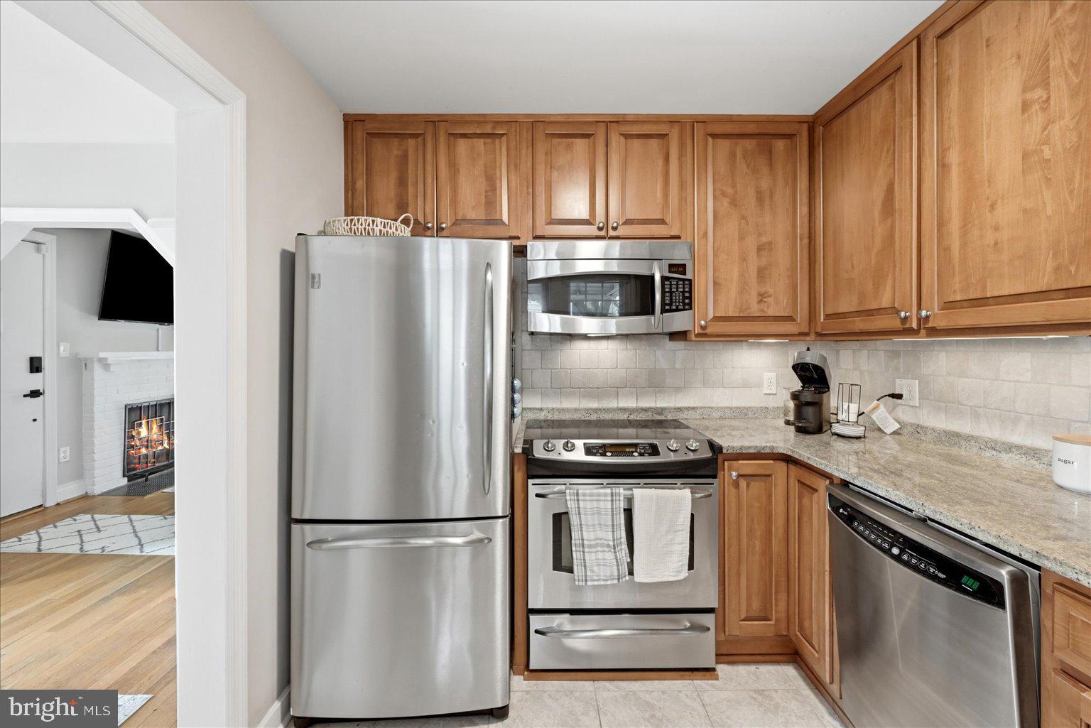 HILLWOOD - Residential