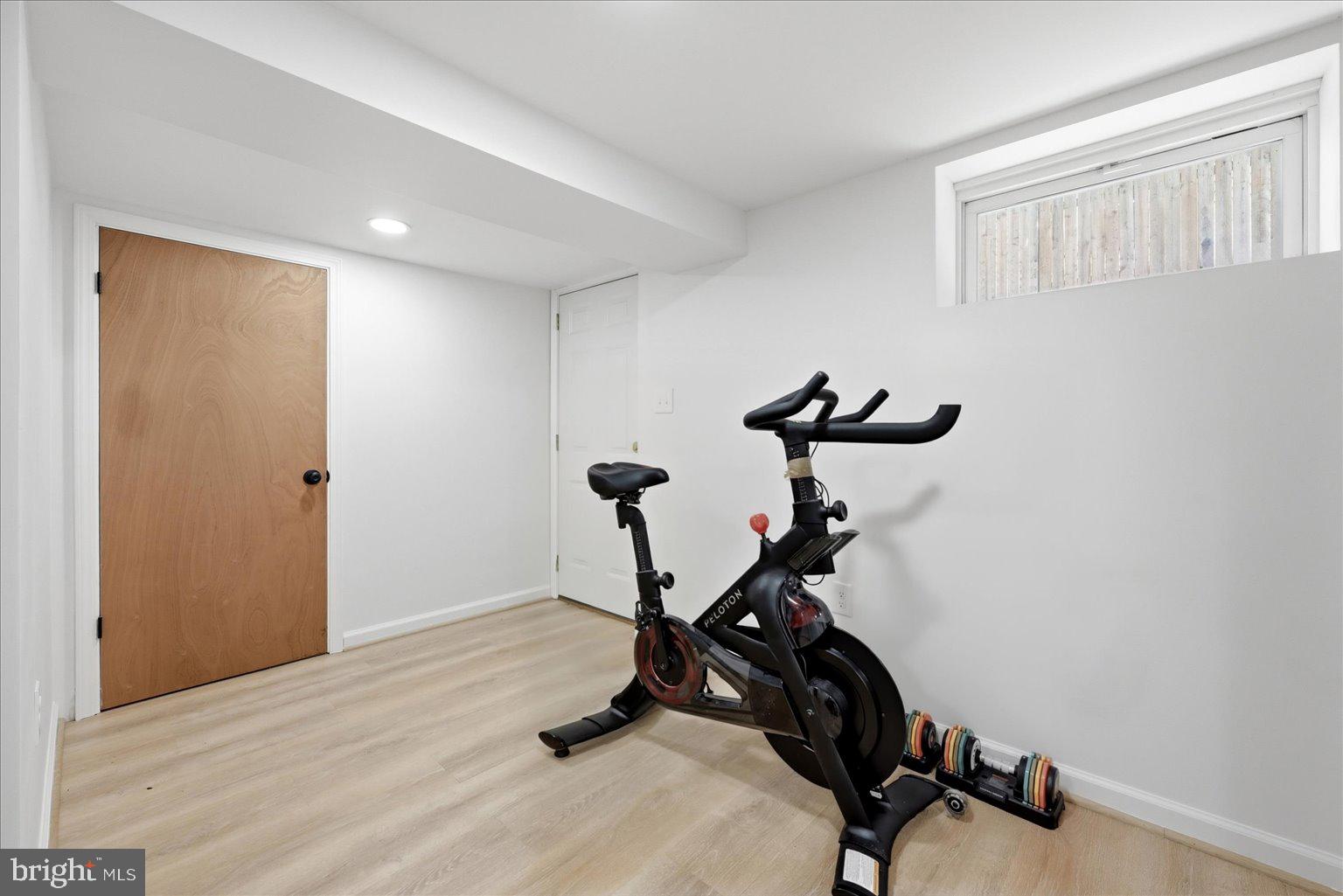 HILLWOOD - Residential