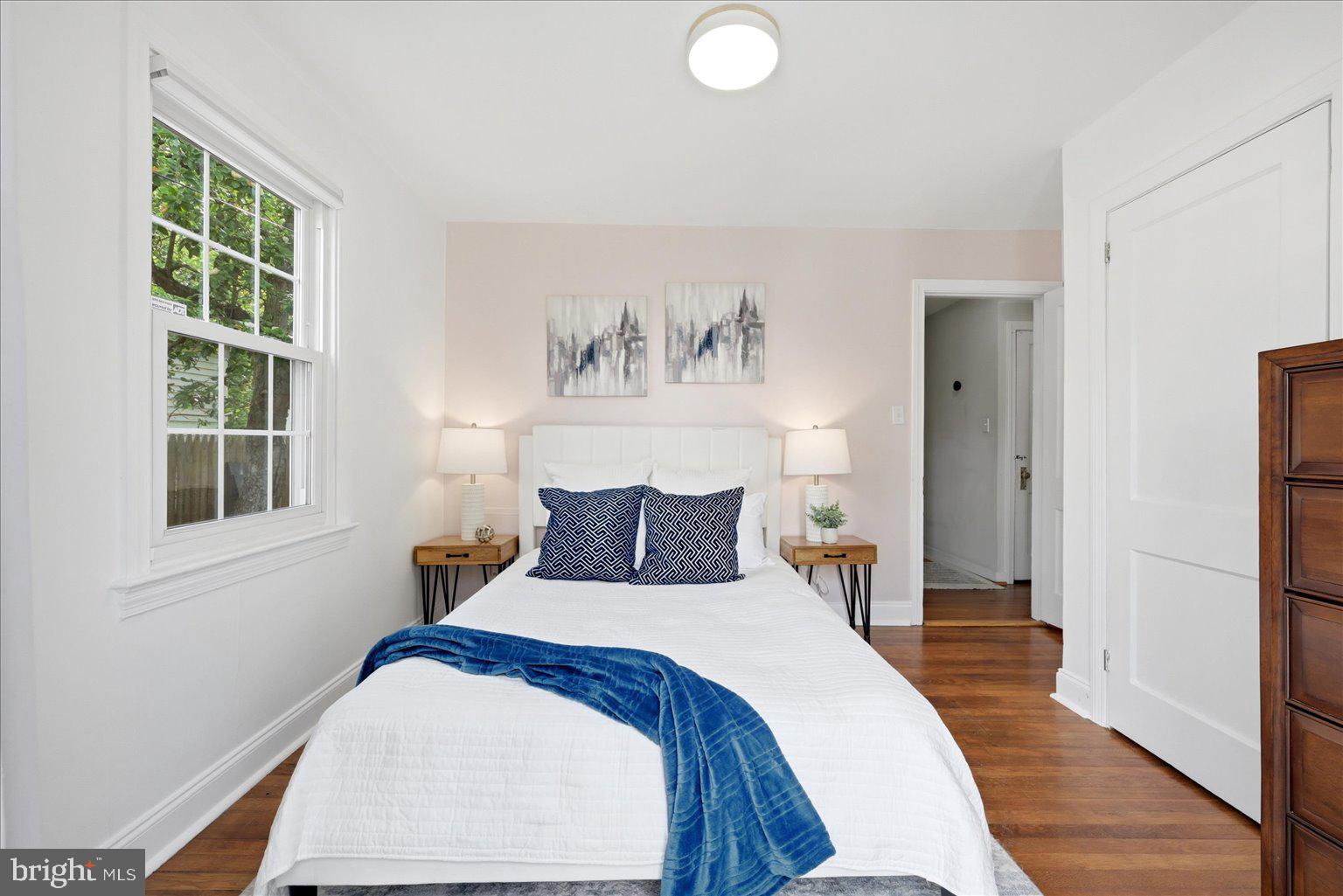 HILLWOOD - Residential