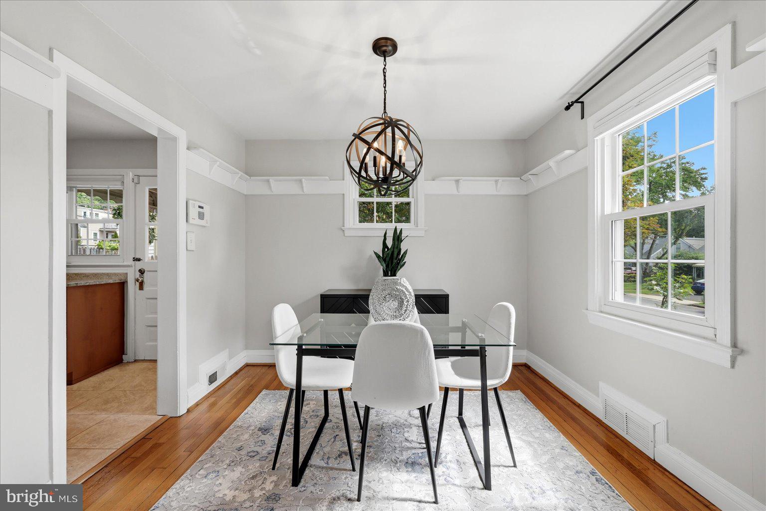 HILLWOOD - Residential