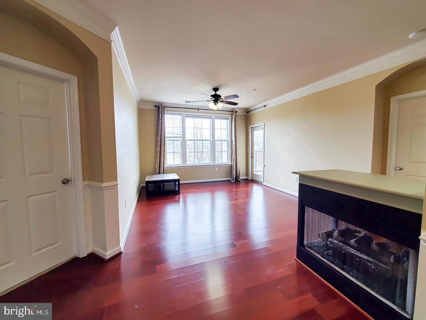 THE COLONNADE AT KENTLANDS - Residential Lease