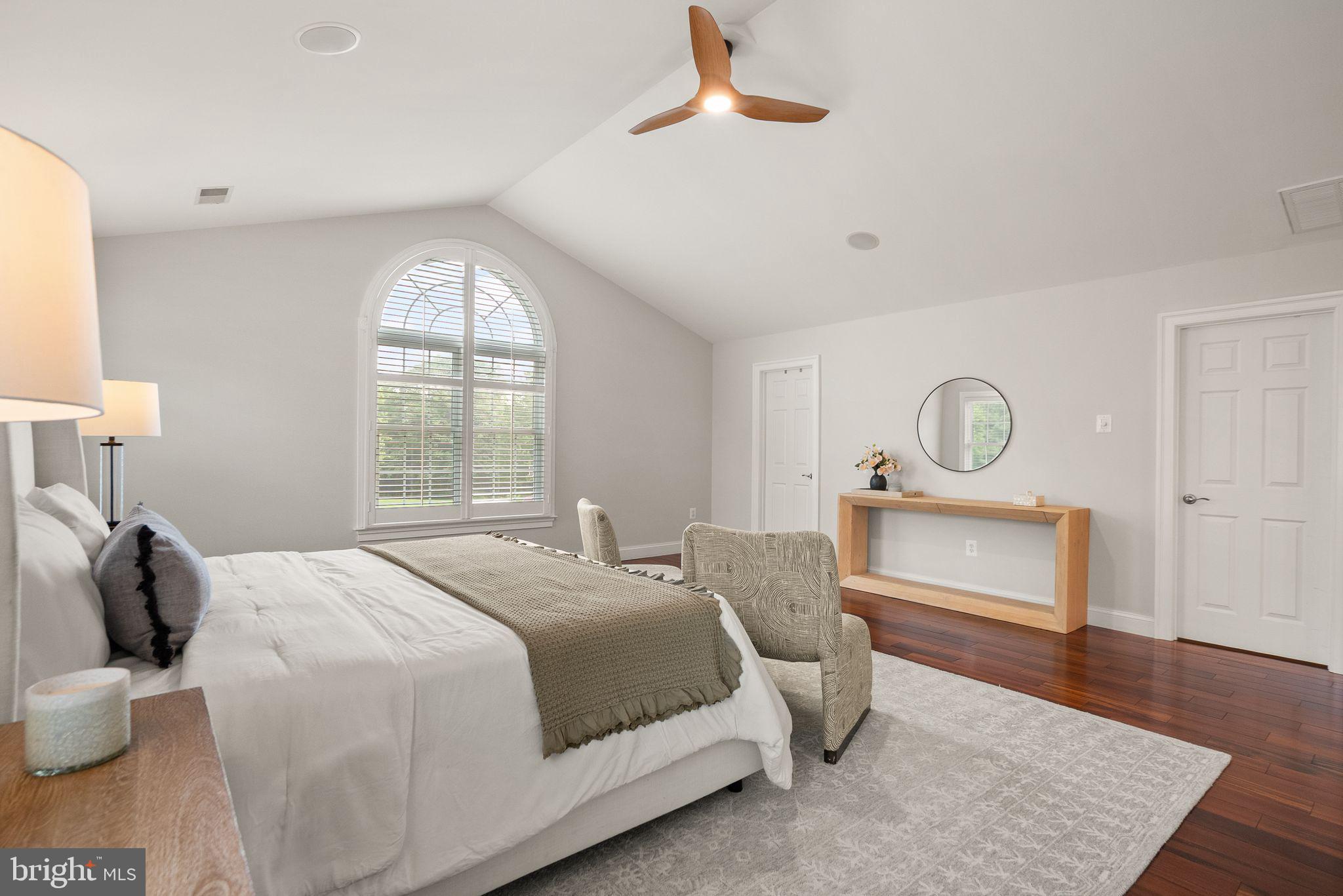 RIVERS EDGE - Residential