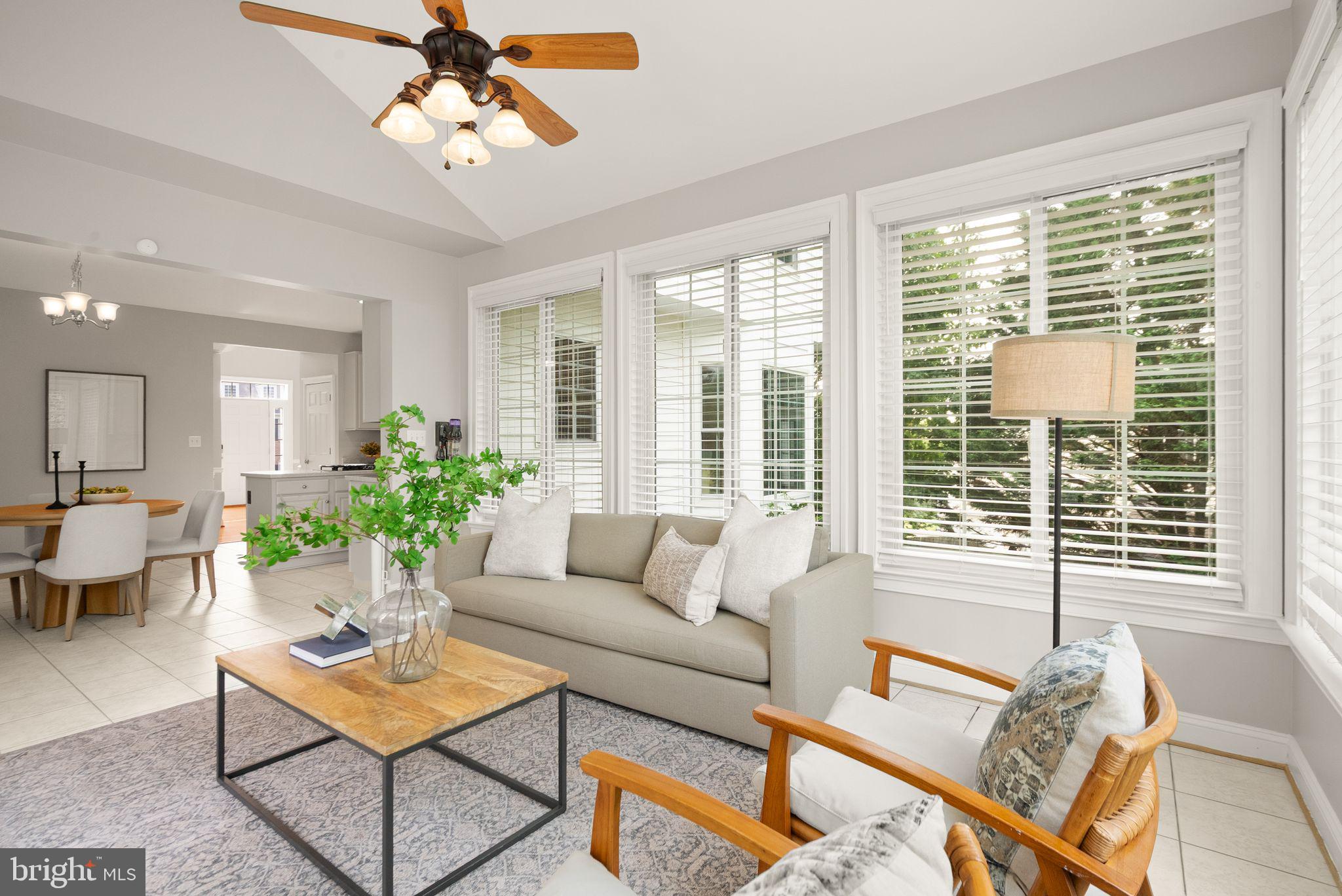 RIVERS EDGE - Residential