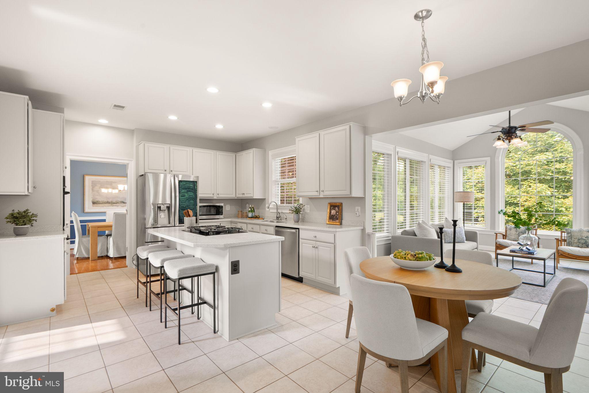 RIVERS EDGE - Residential