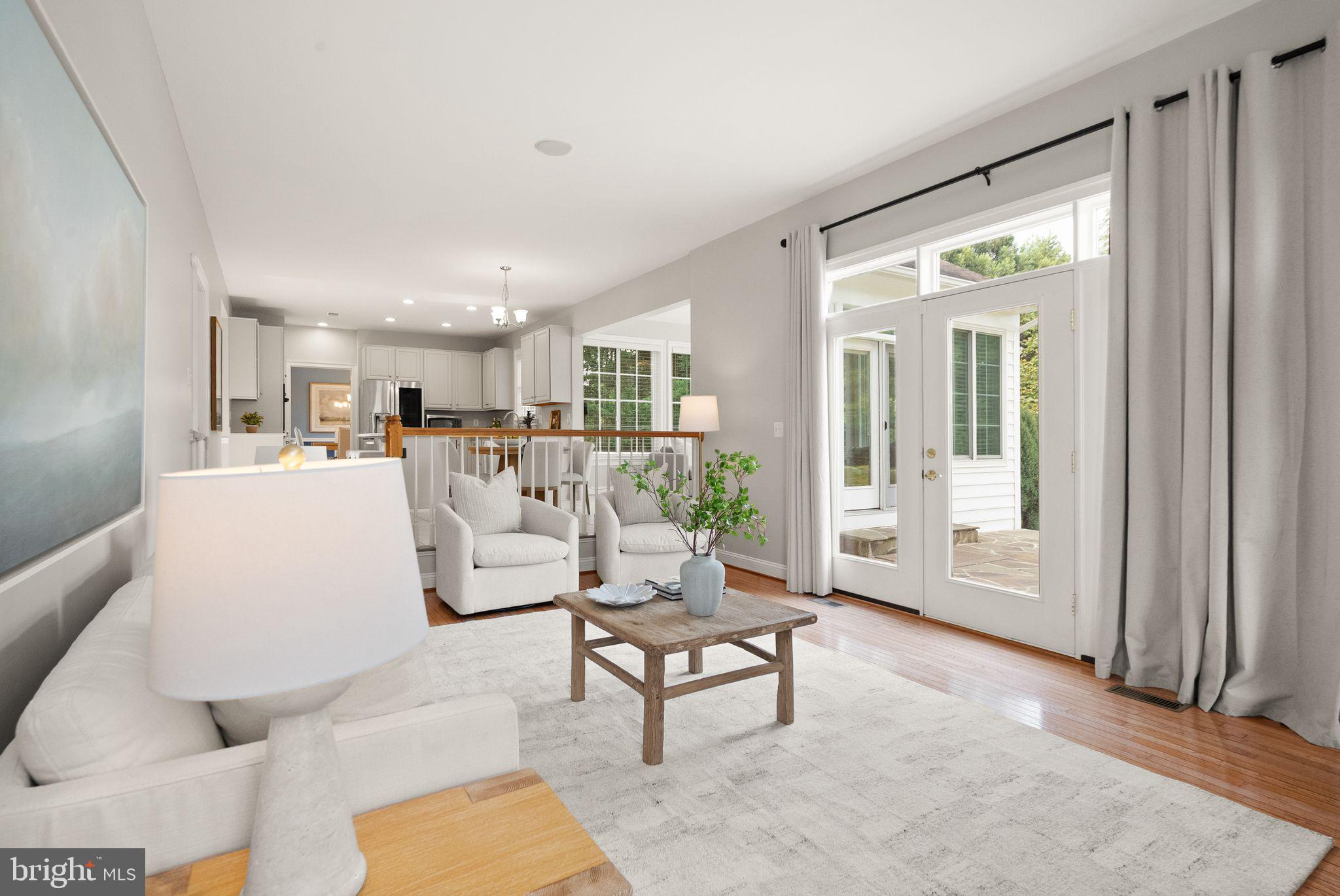 RIVERS EDGE - Residential