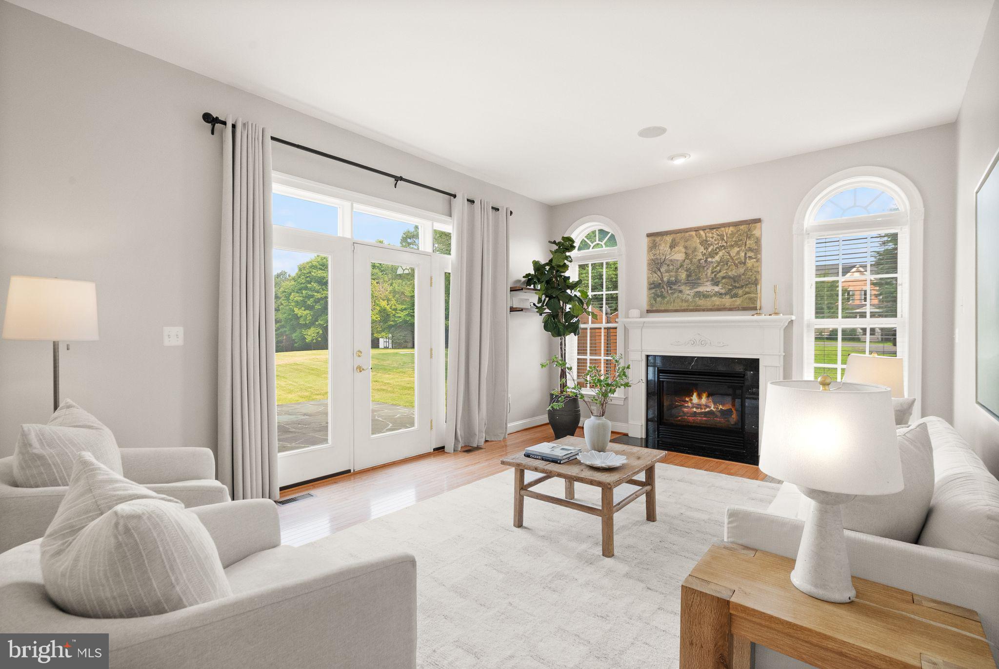 RIVERS EDGE - Residential