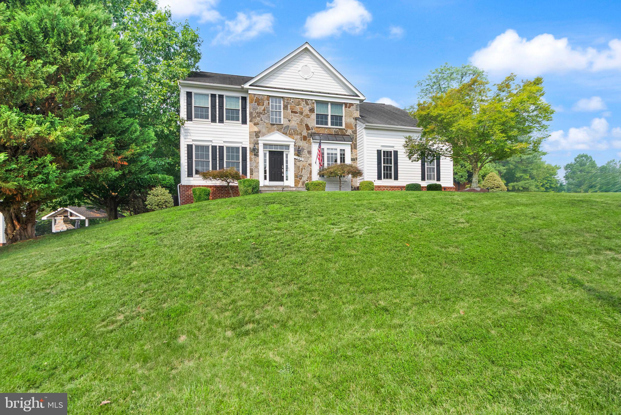 RIVERS EDGE - Residential