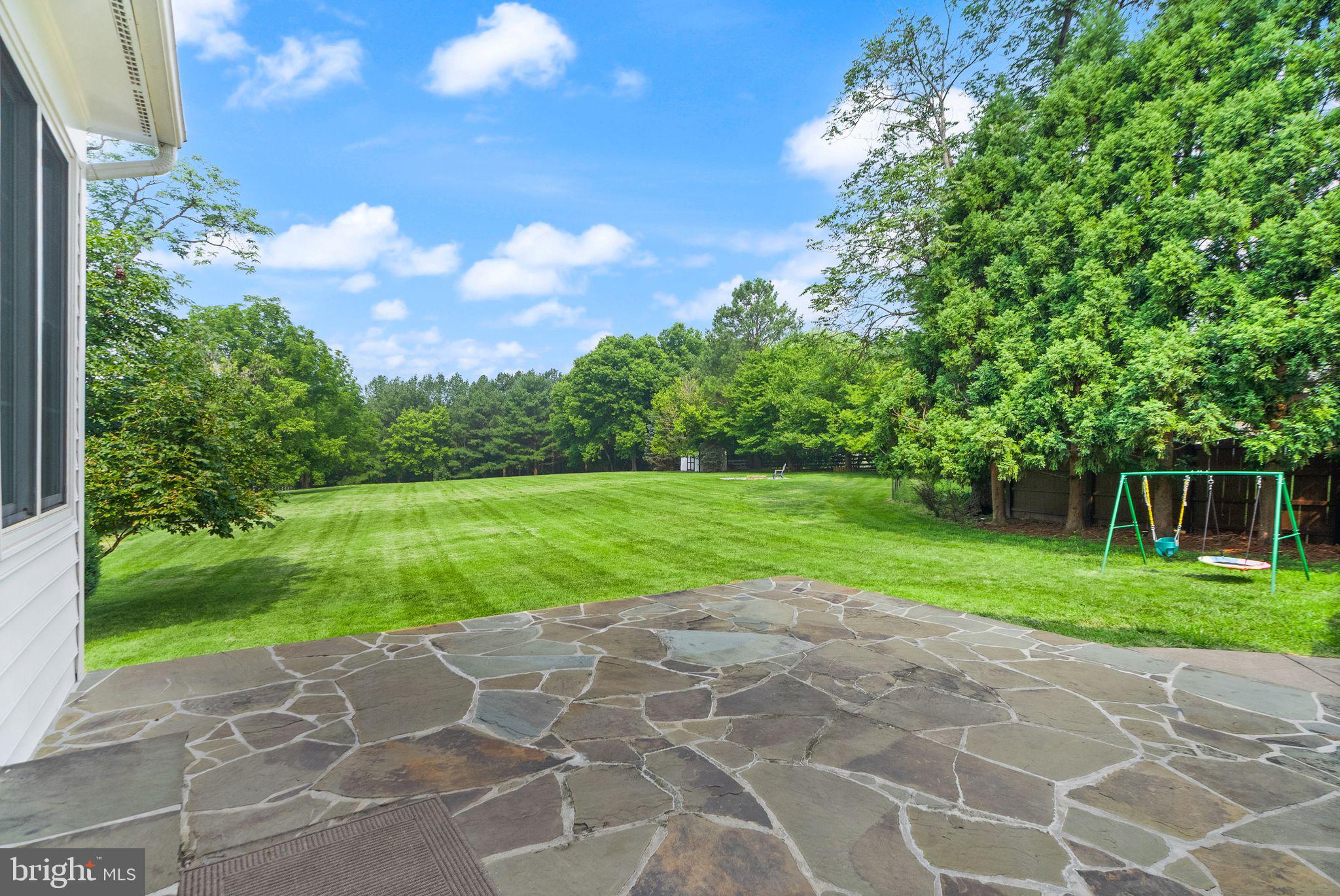 RIVERS EDGE - Residential