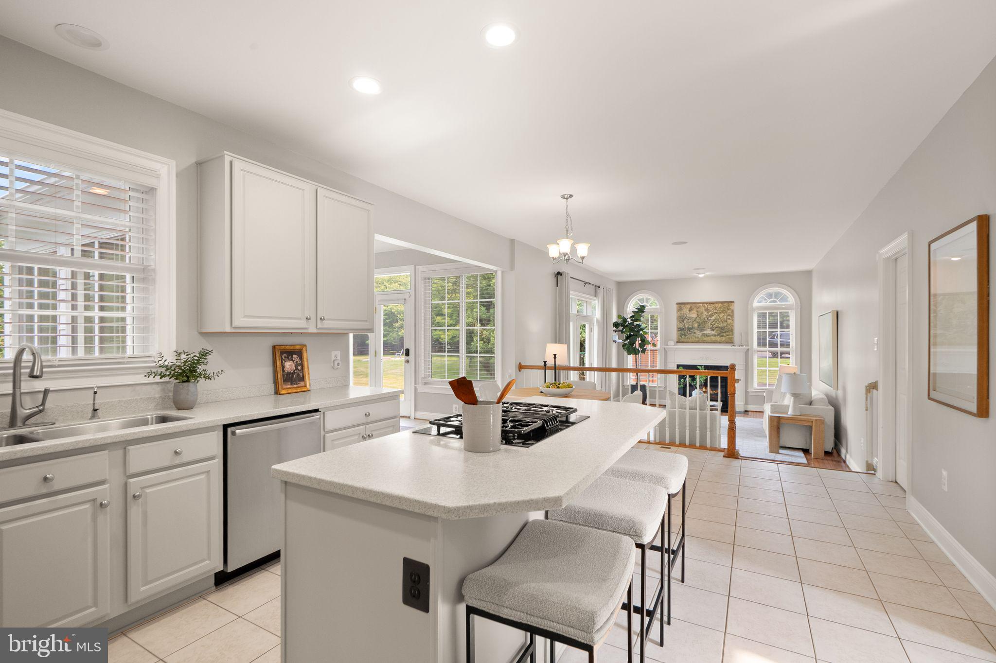 RIVERS EDGE - Residential