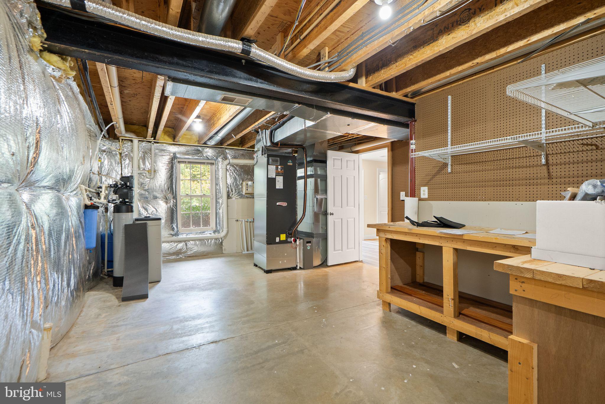 RIVERS EDGE - Residential