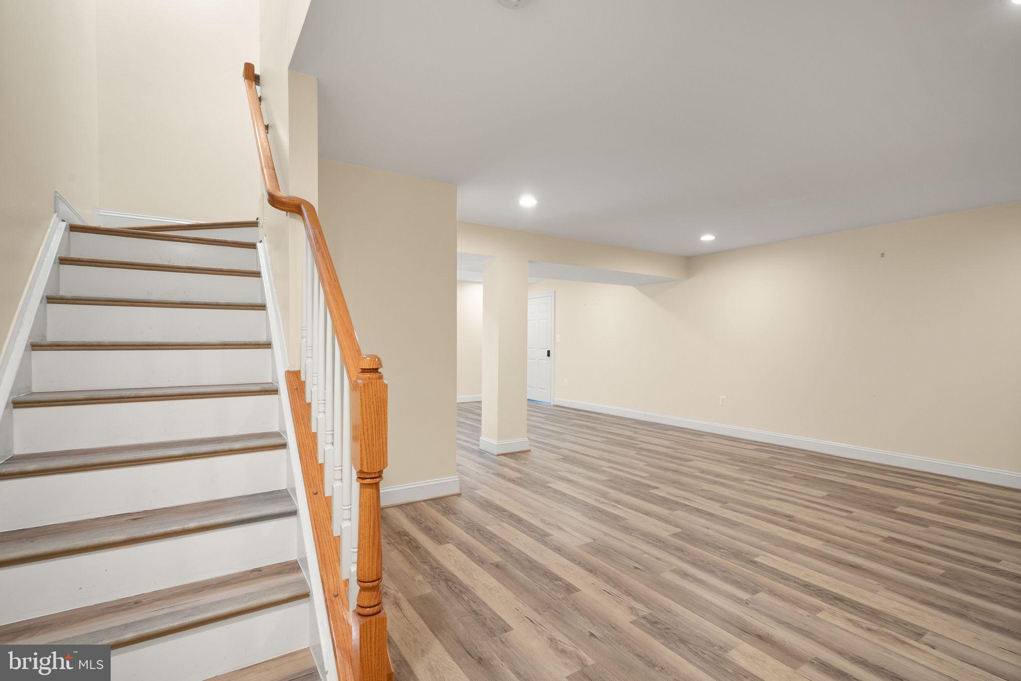 RIVERS EDGE - Residential
