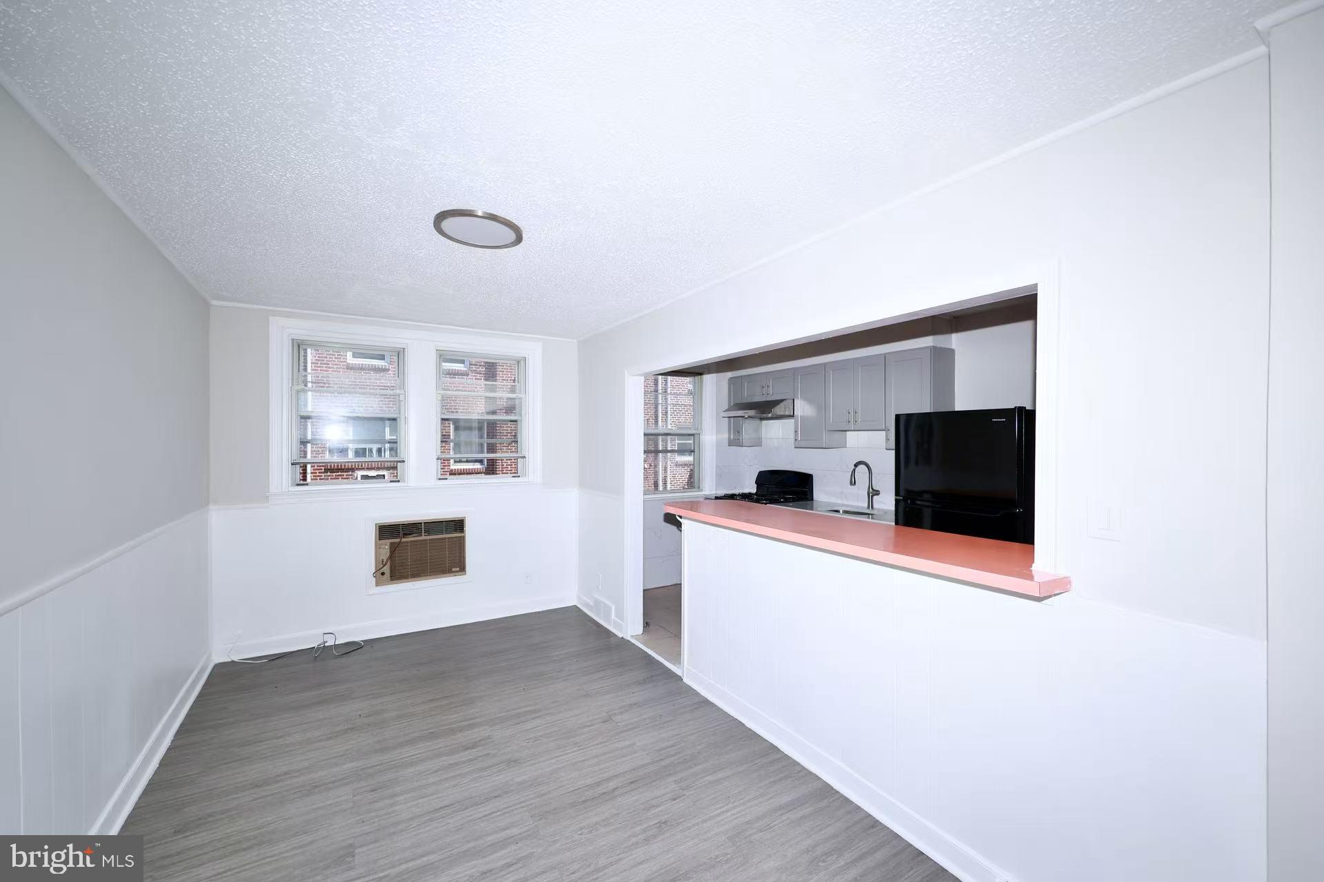 HOLMESBURG - Residential