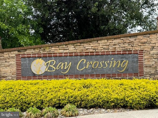 VILLAS AT BAY CROSSING - Residential