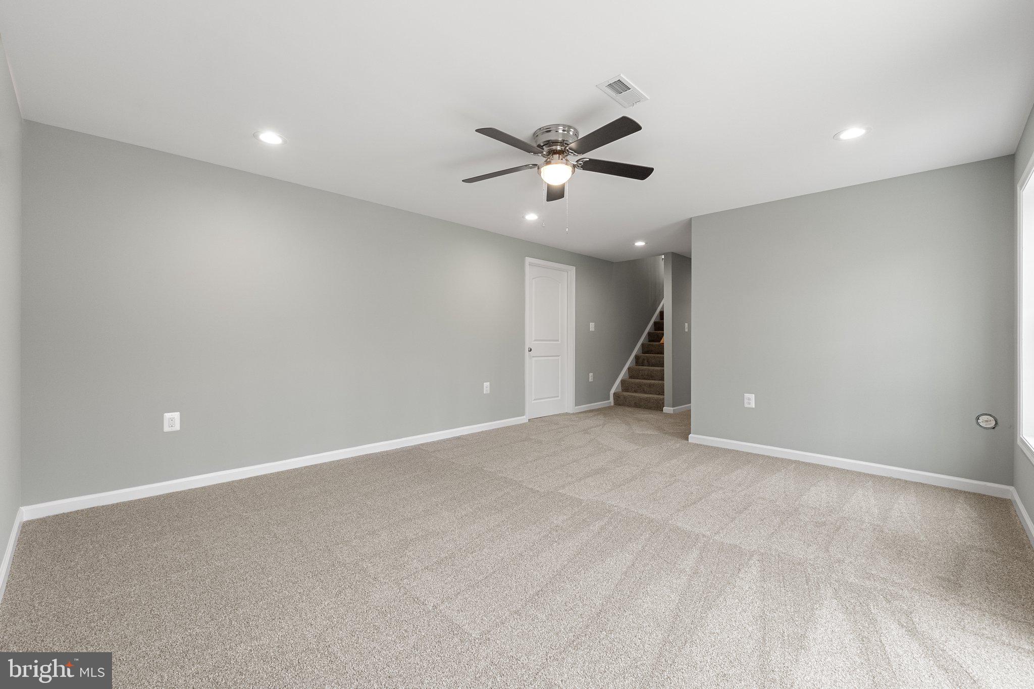 RIVER VIEW PARK - Residential