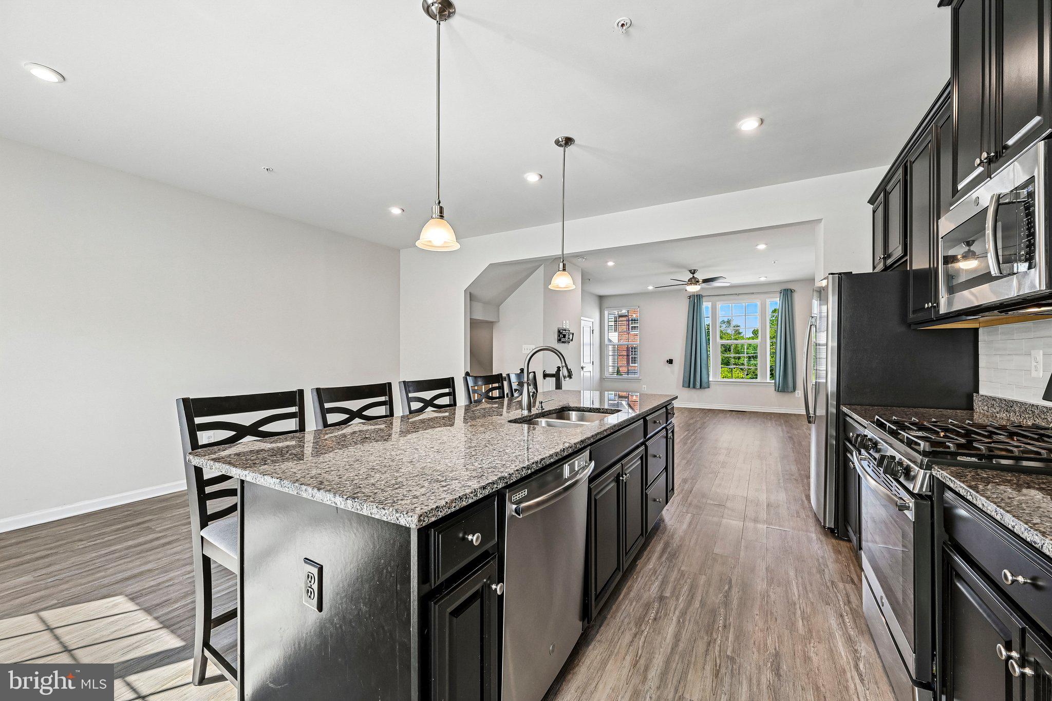HIGHGATE VILLAGE - Residential
