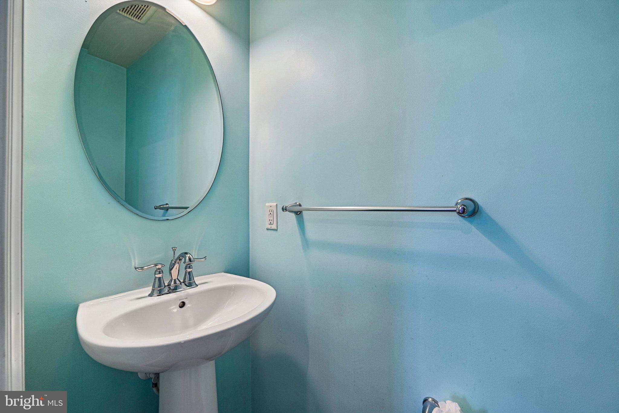 HIGHGATE VILLAGE - Residential