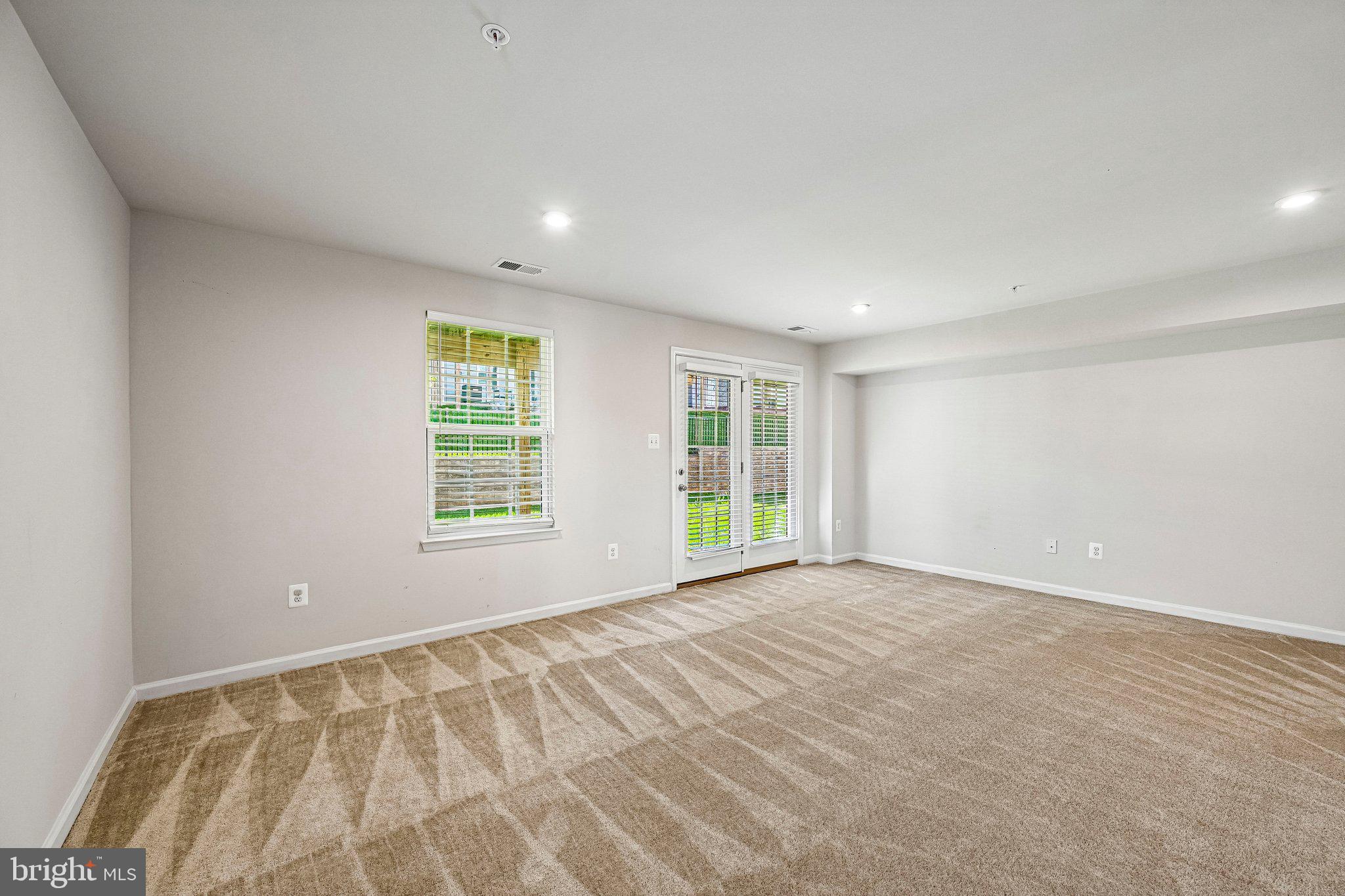 HIGHGATE VILLAGE - Residential