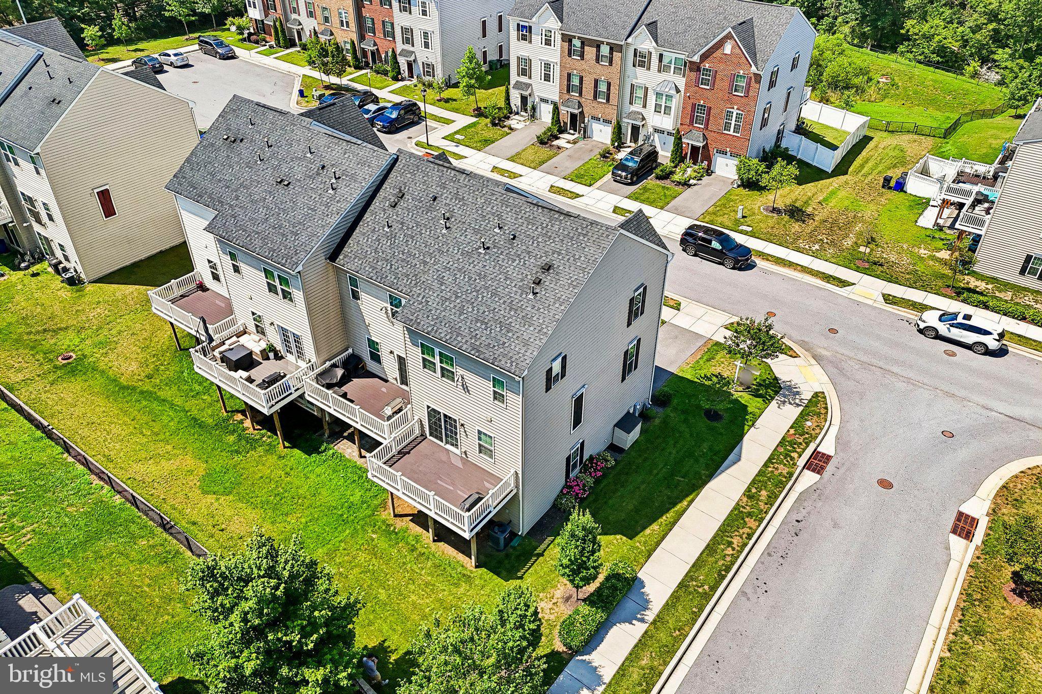 HIGHGATE VILLAGE - Residential