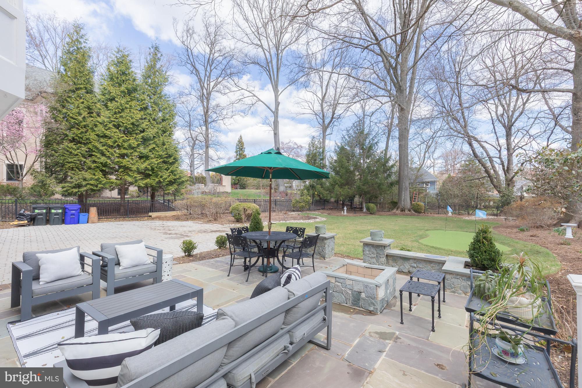 BRADLEY HILLS - Residential