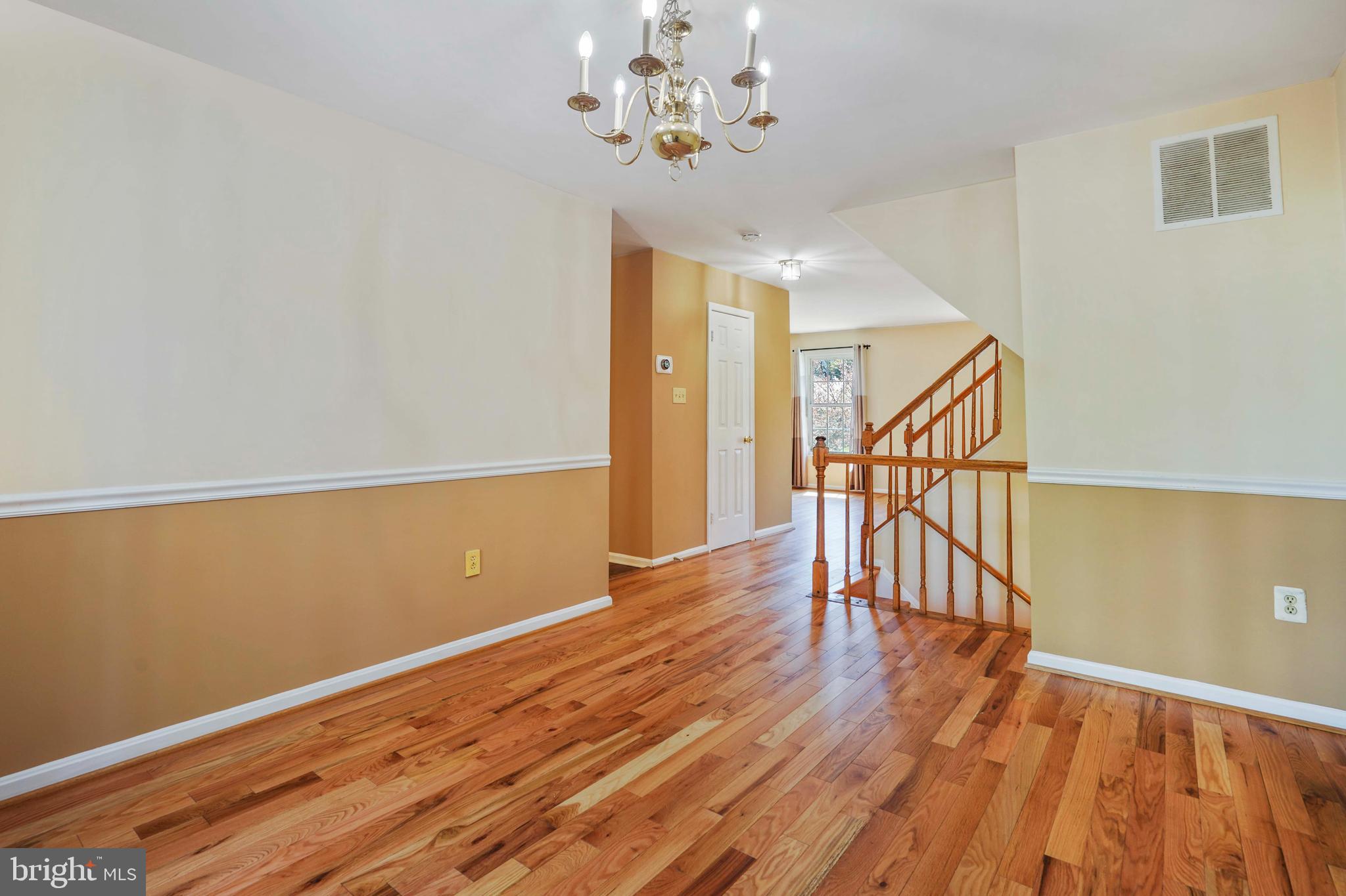 DUMONT OAKS - Residential Lease