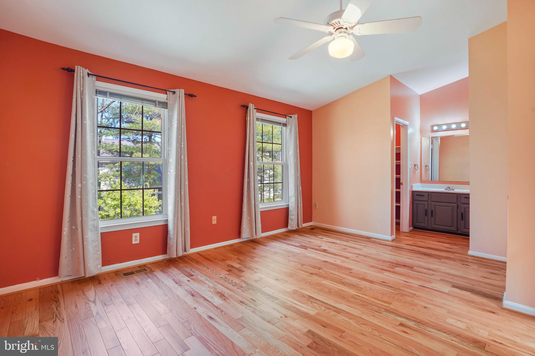 DUMONT OAKS - Residential Lease