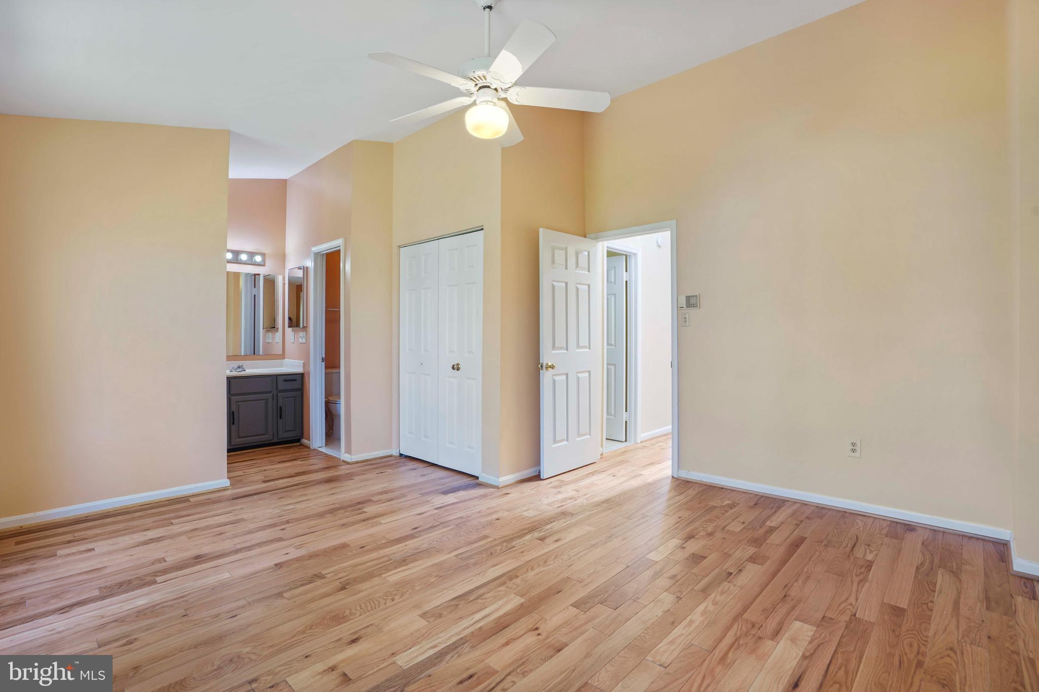 DUMONT OAKS - Residential Lease