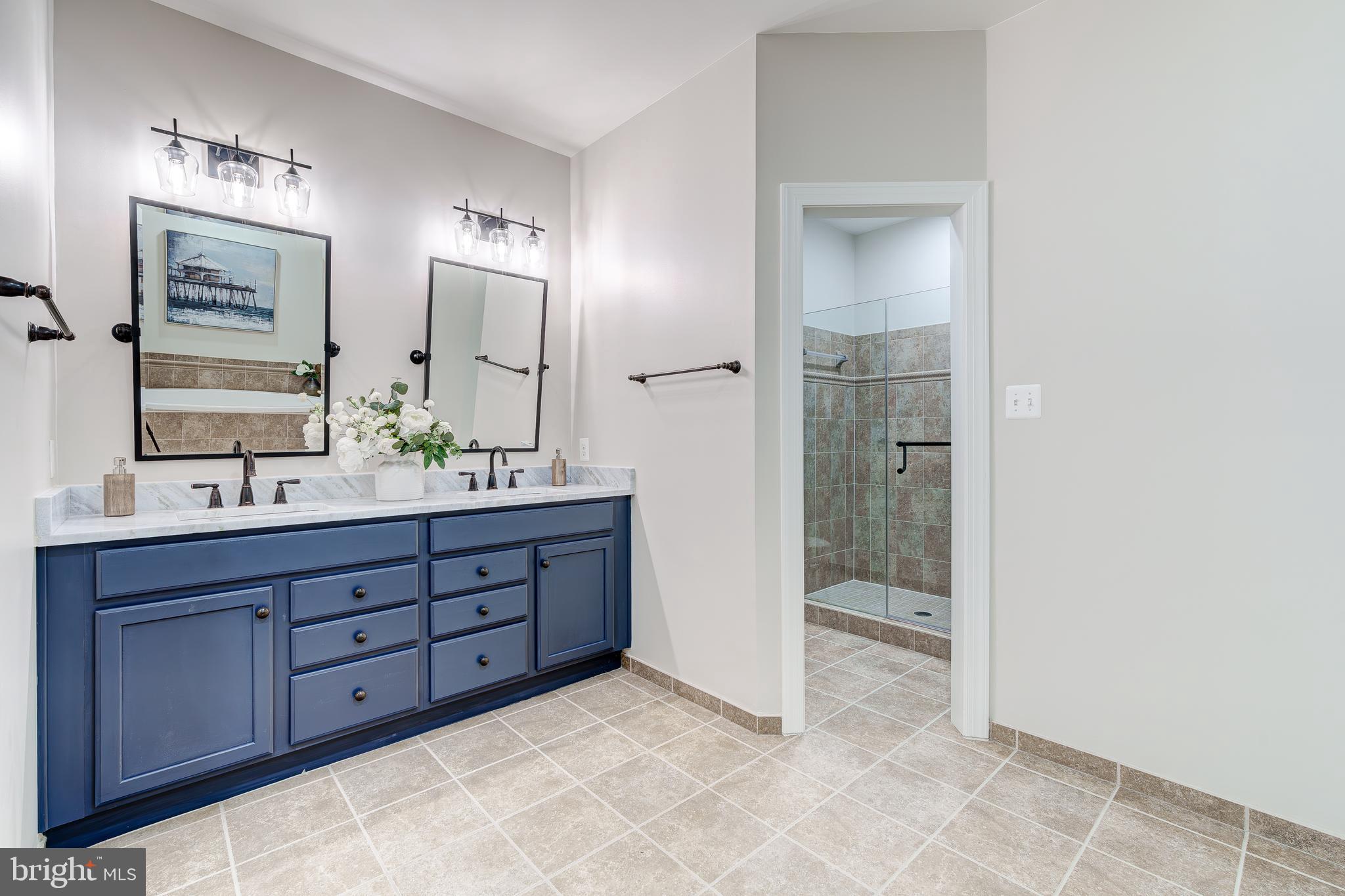FALLVIEW - Residential