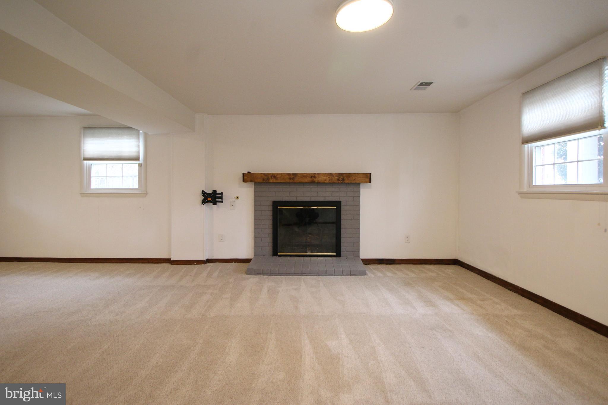 FAIRFIELD - Residential Lease