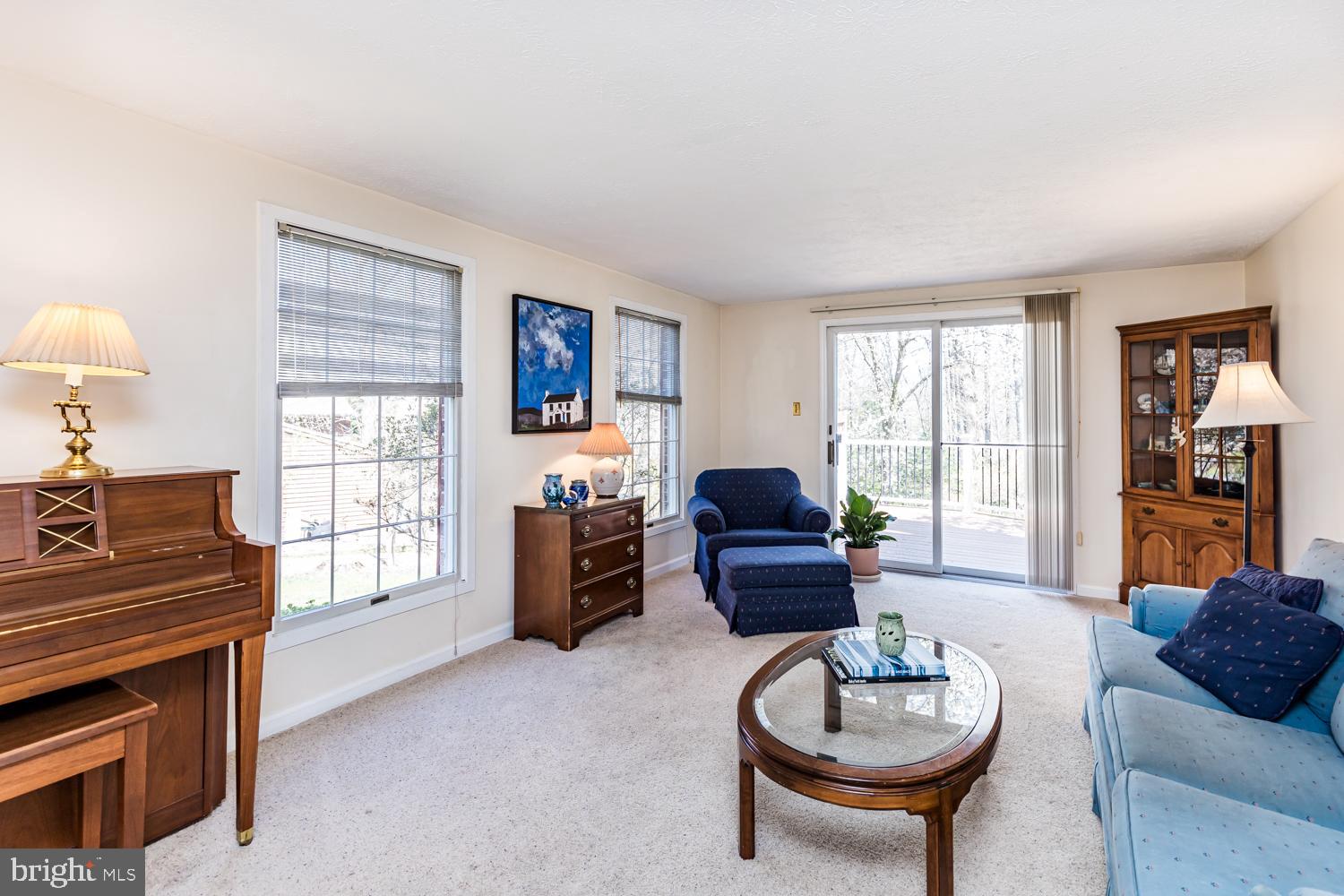 FOX HILL - Residential