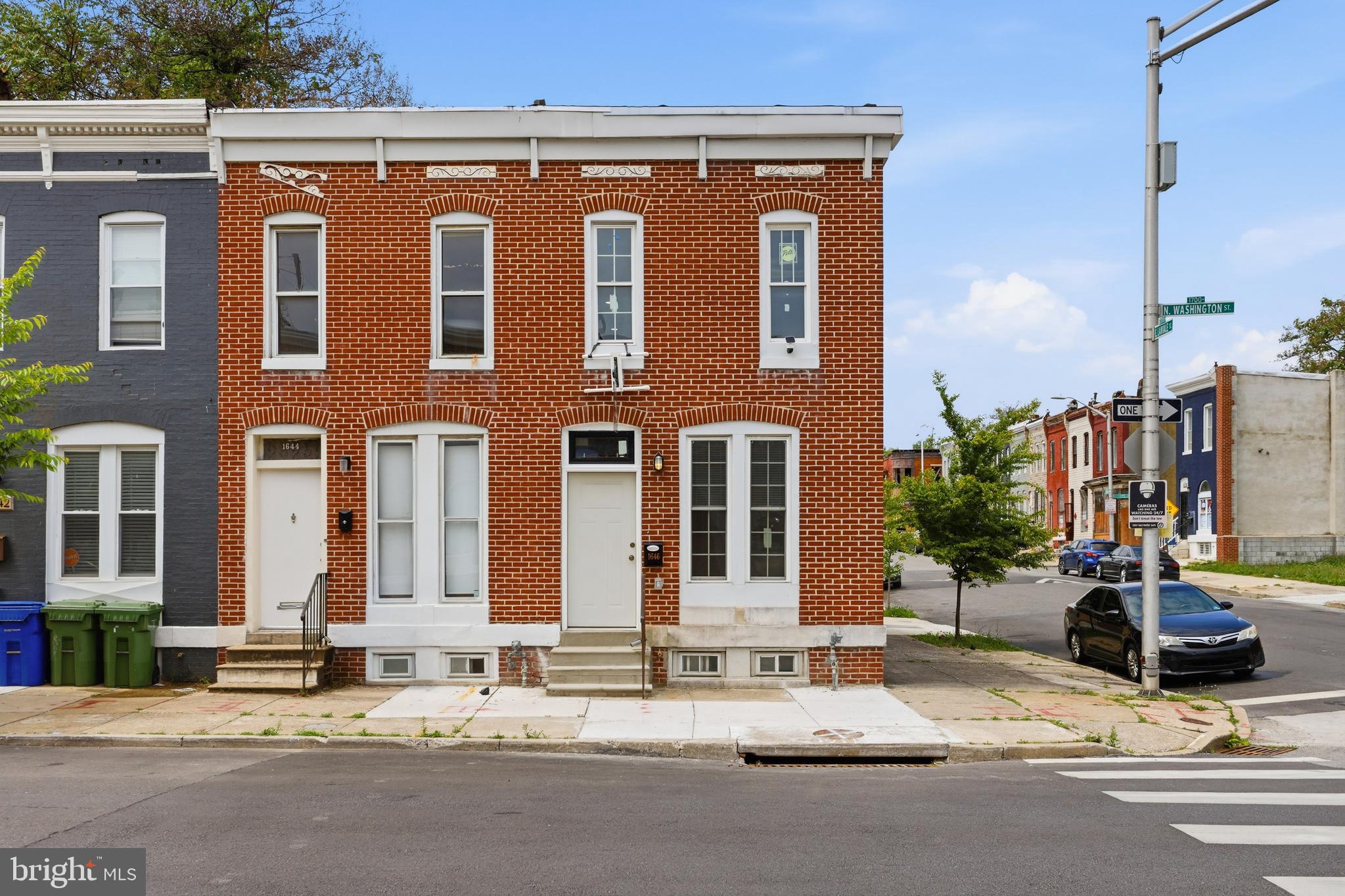 BROADWAY EAST - Residential
