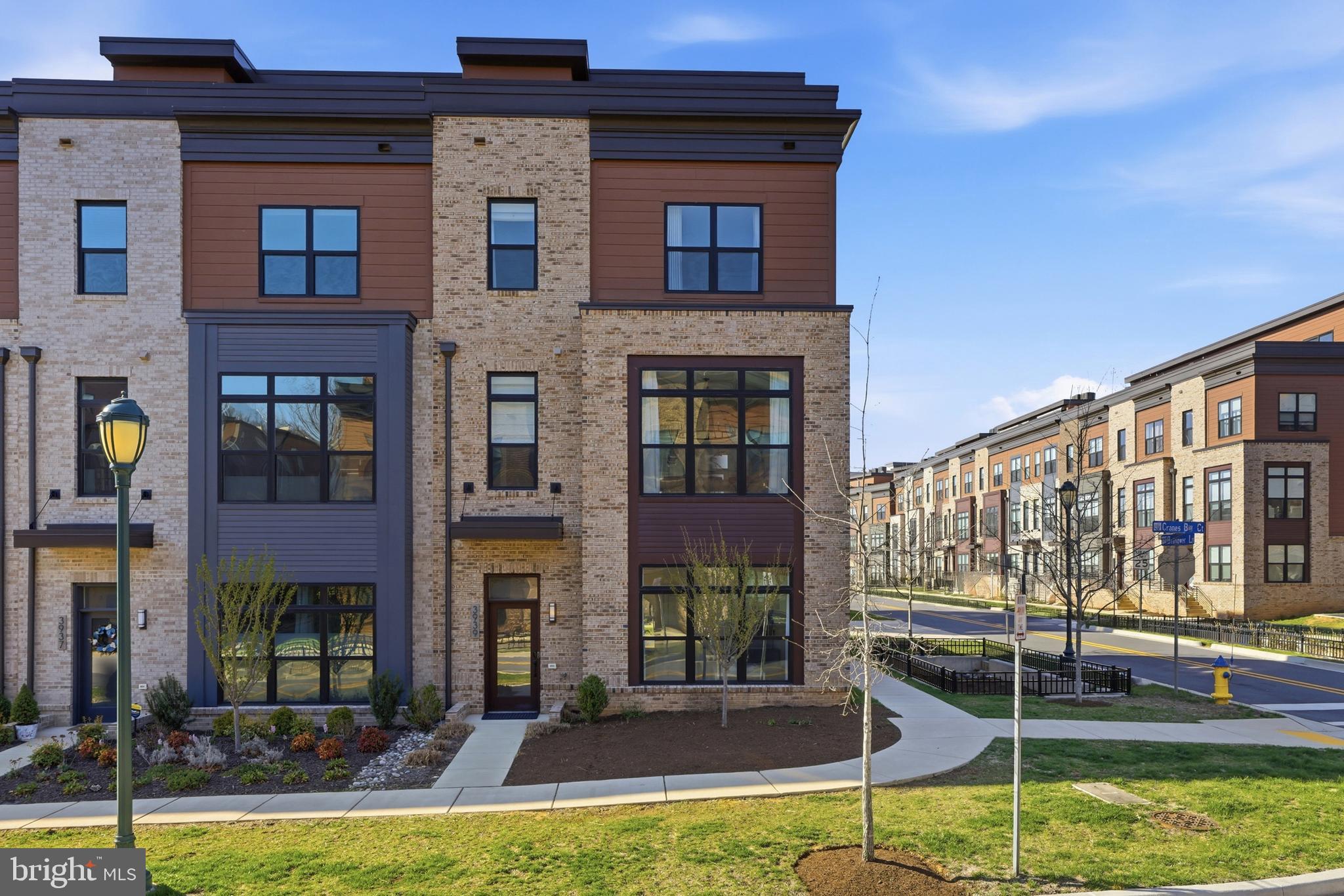 TOWER OAKS - Residential