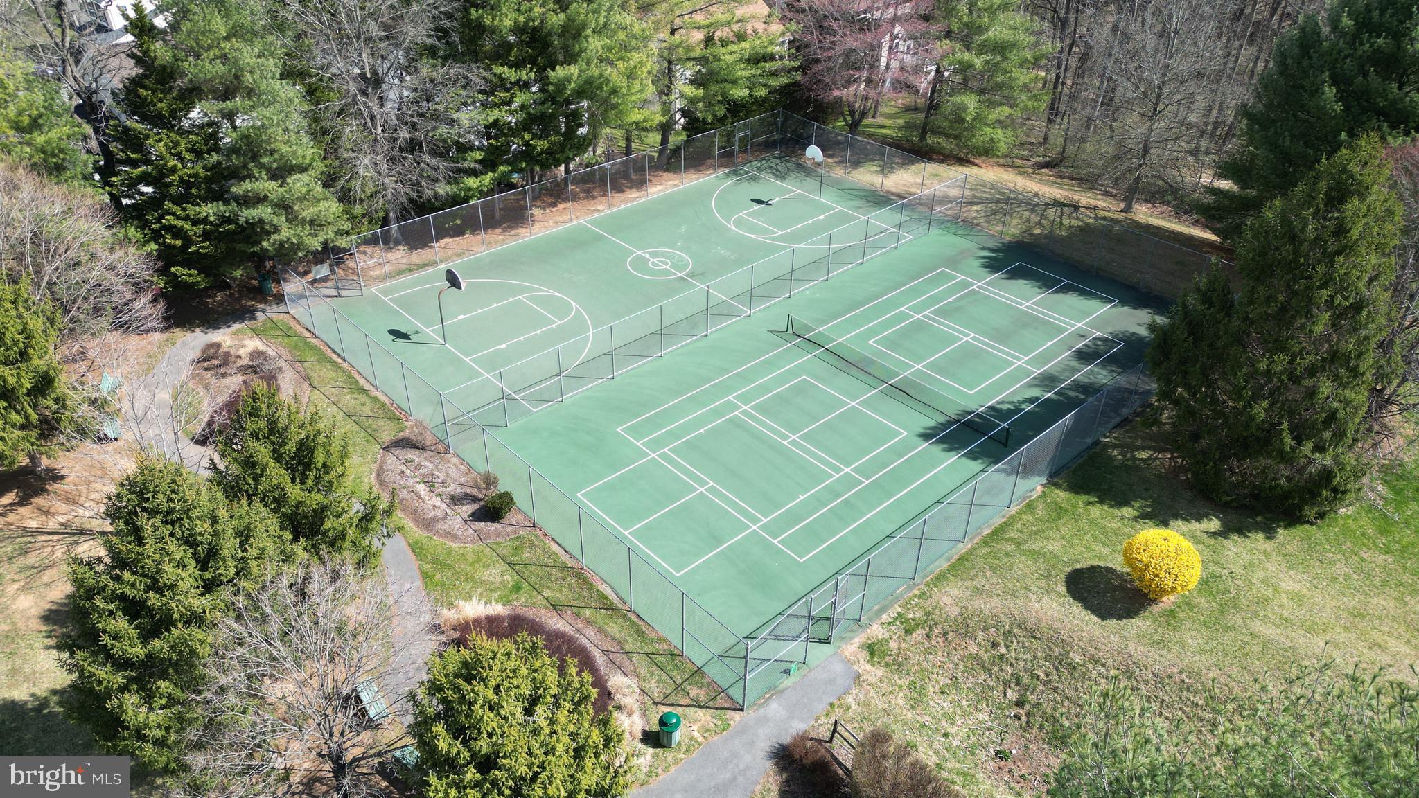 ELDERSBURG ESTATES - Residential