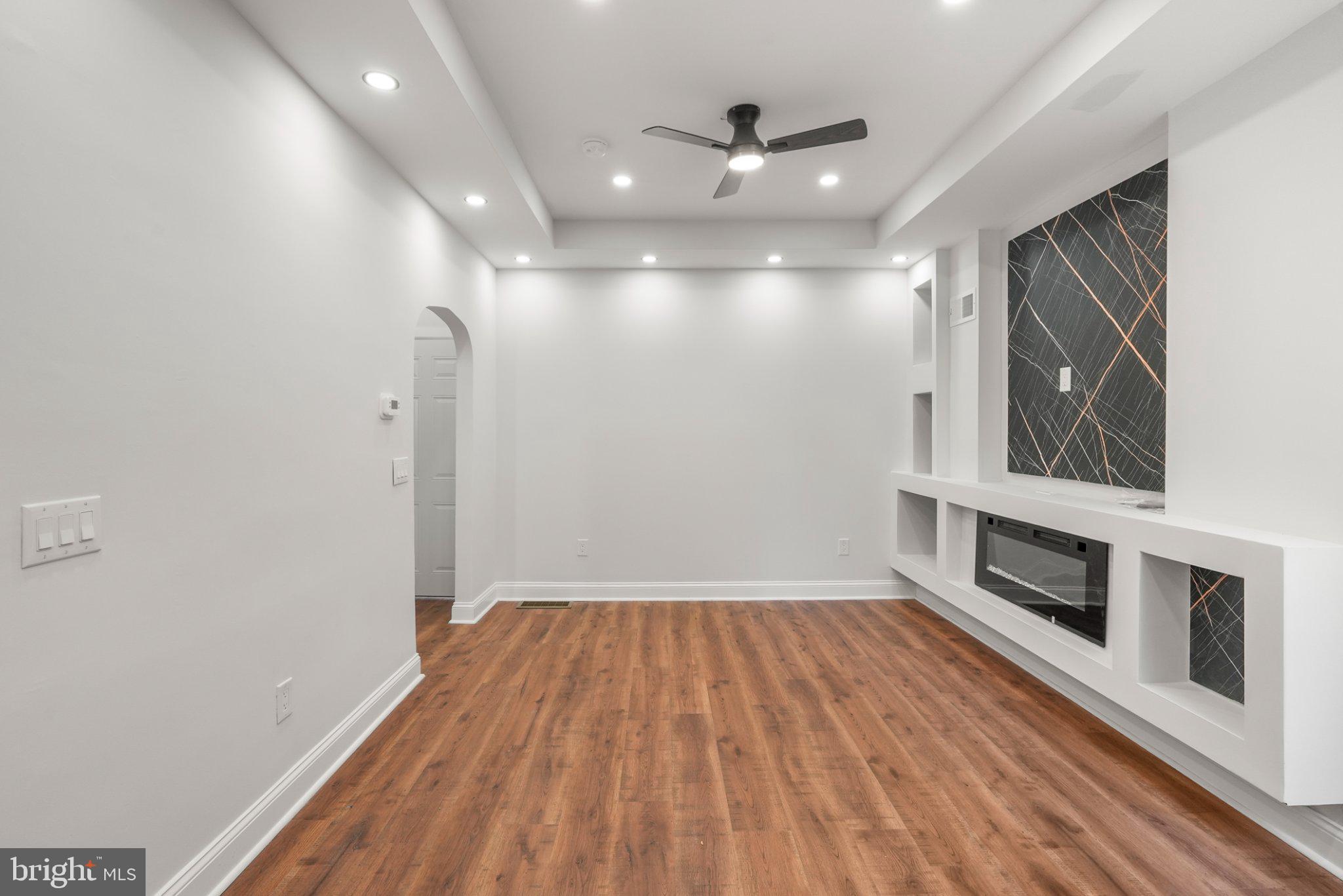 OVERBROOK - Commercial Sale