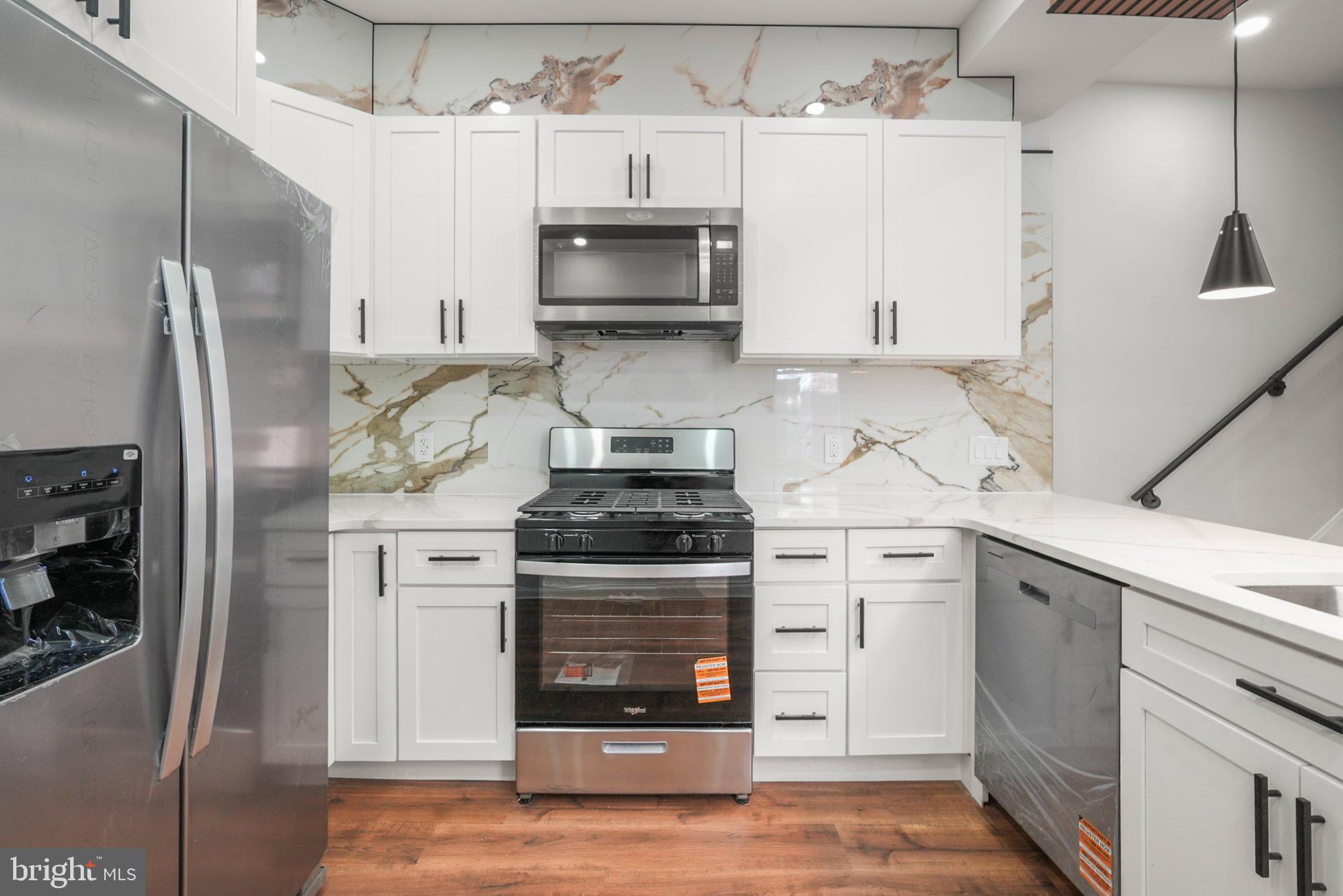 OVERBROOK - Commercial Sale