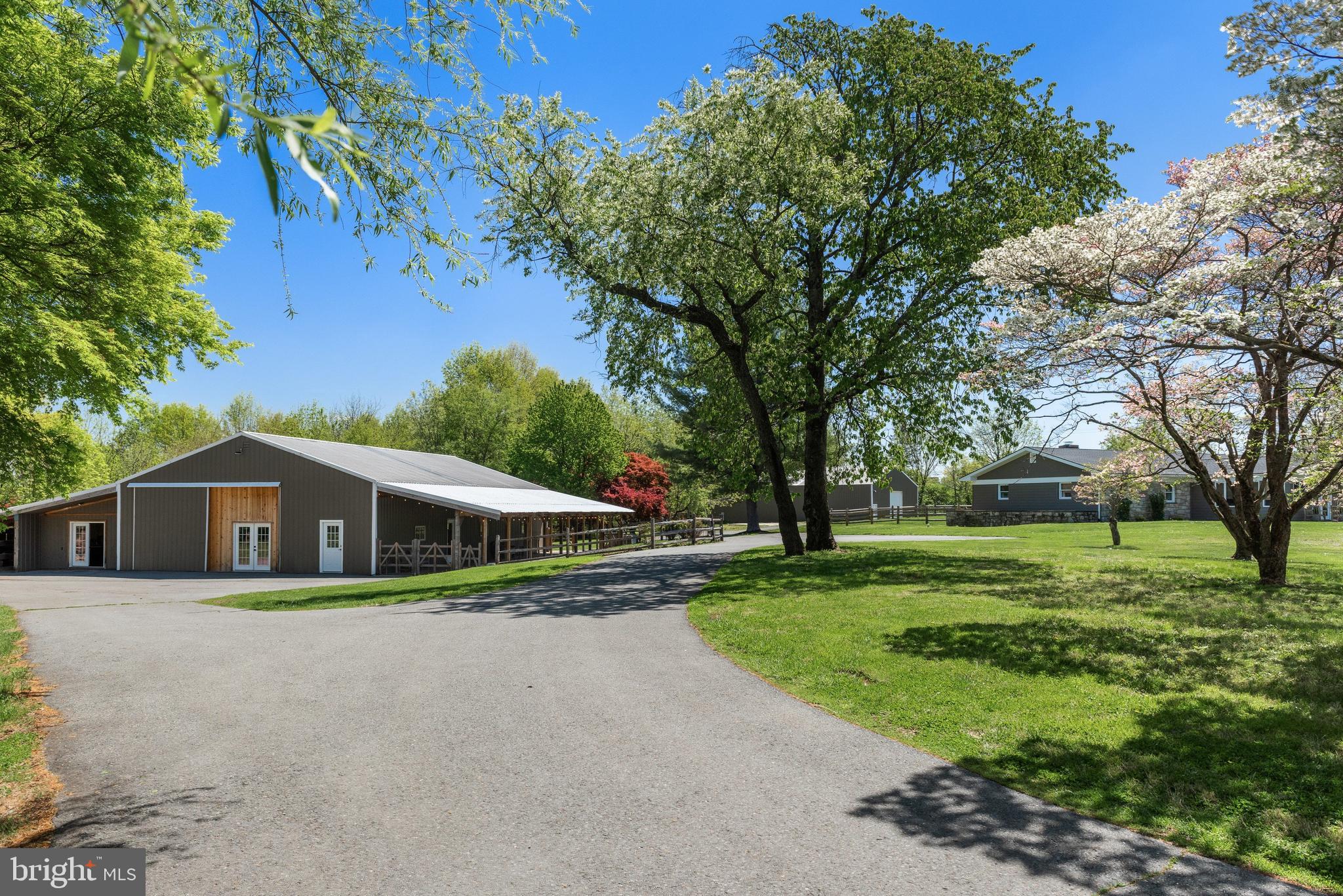 SNOWDENVILLE - Residential
