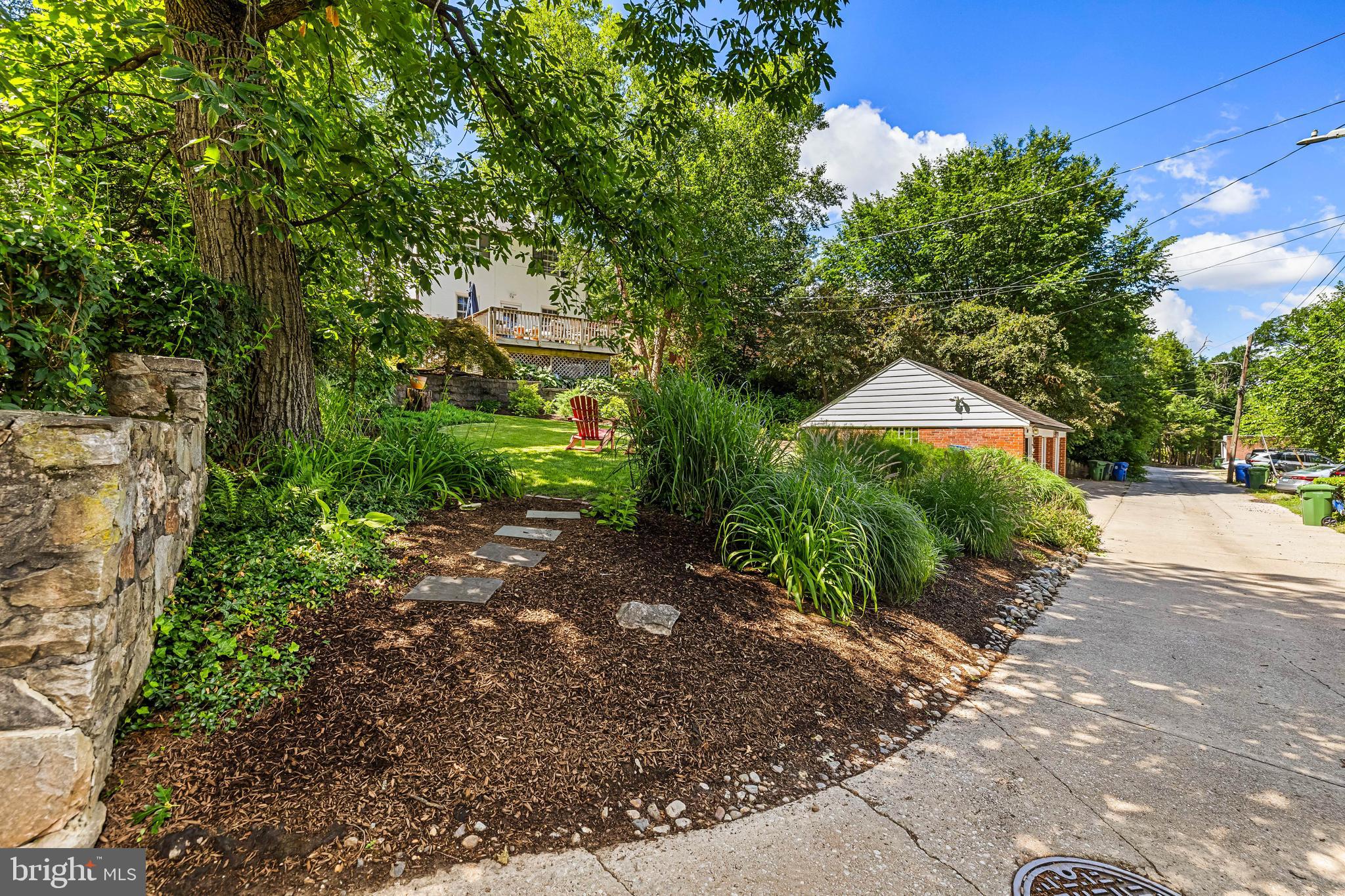 ORIGINAL NORTHWOOD - Residential