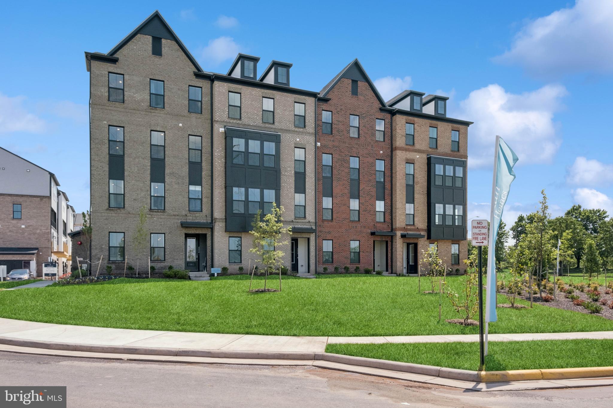 GALLERY PARK AT WESTFIELDS - Residential