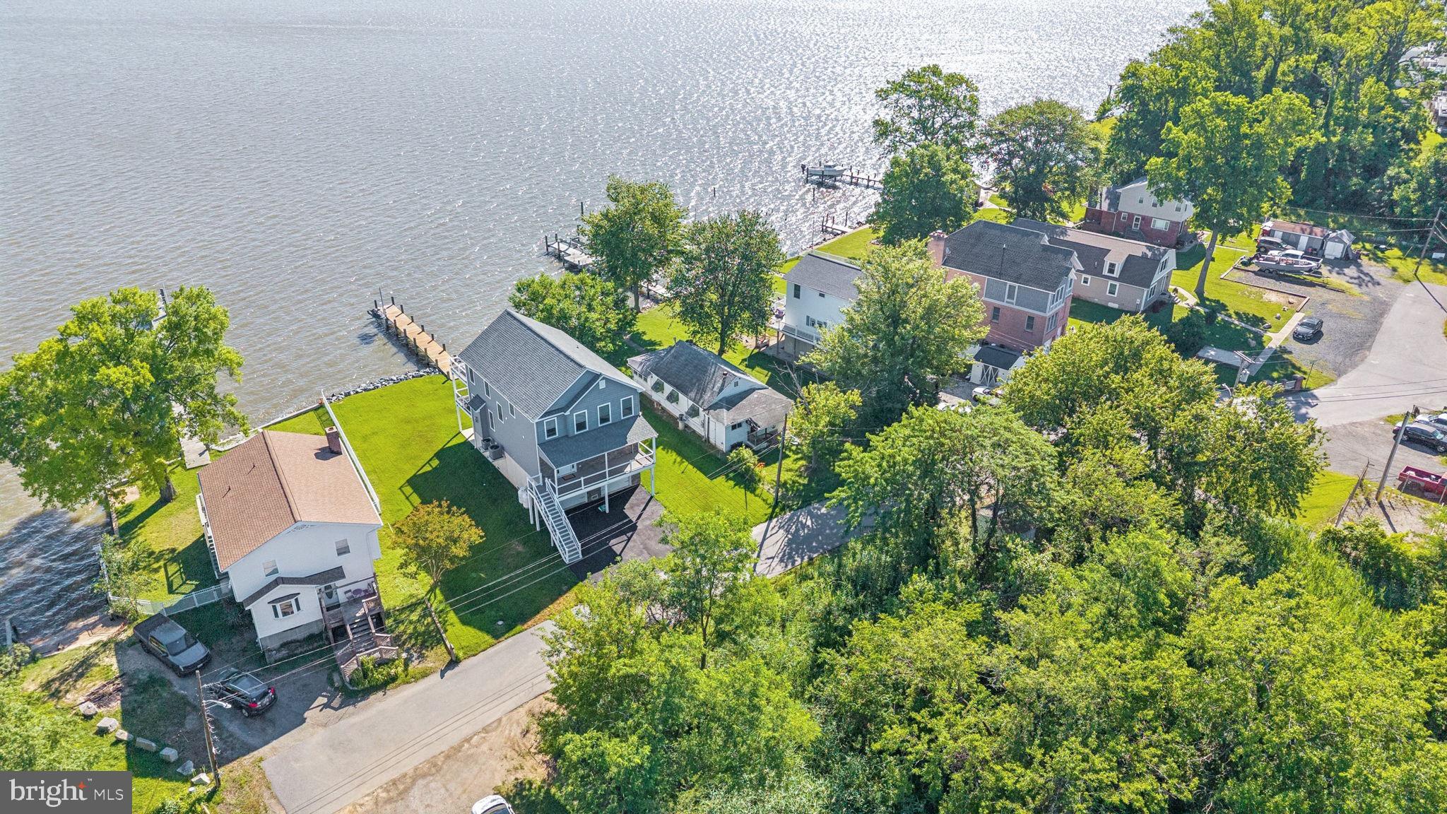 EDGEMERE/SPARROWS POINT - Residential
