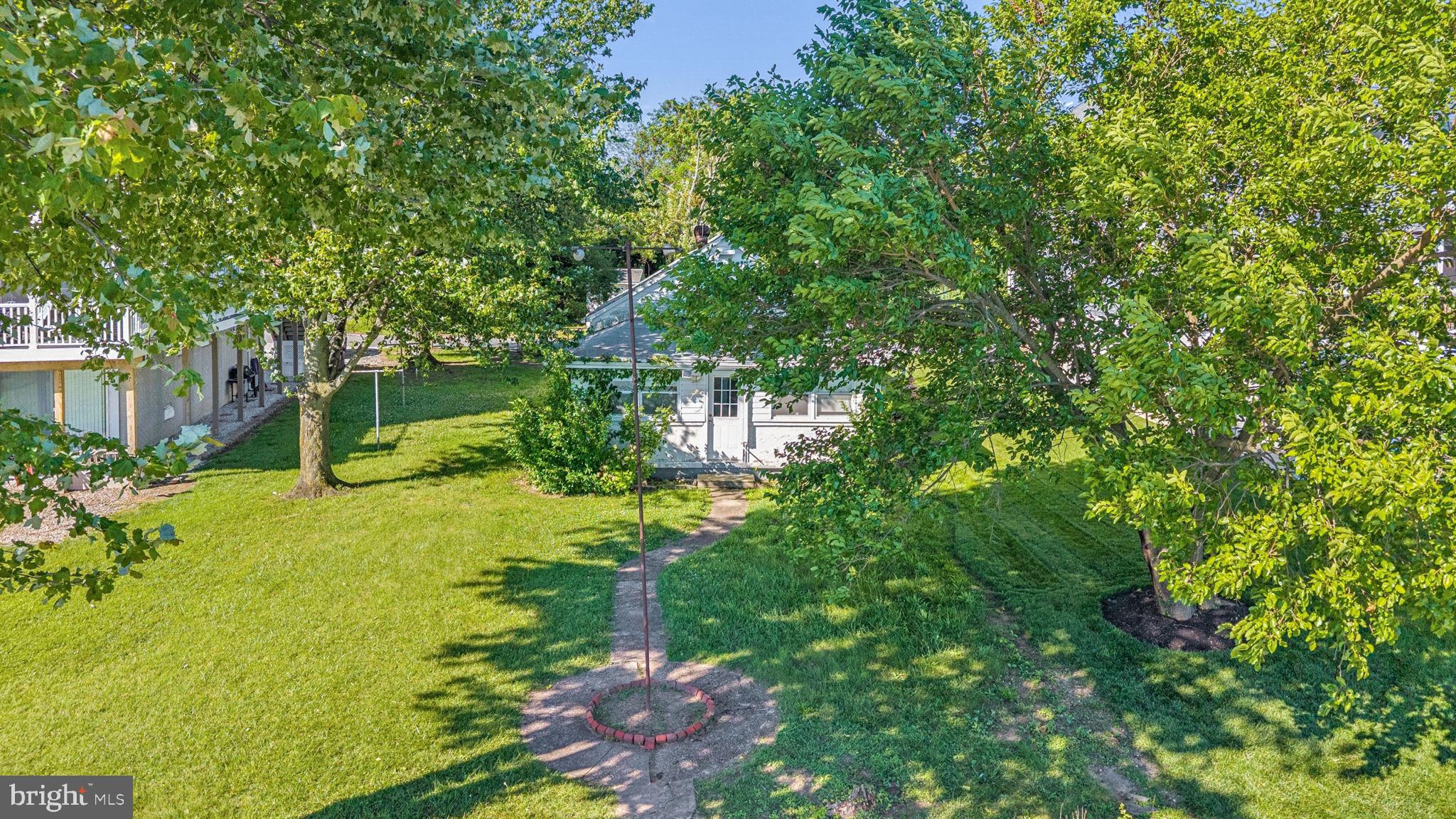 EDGEMERE/SPARROWS POINT - Residential