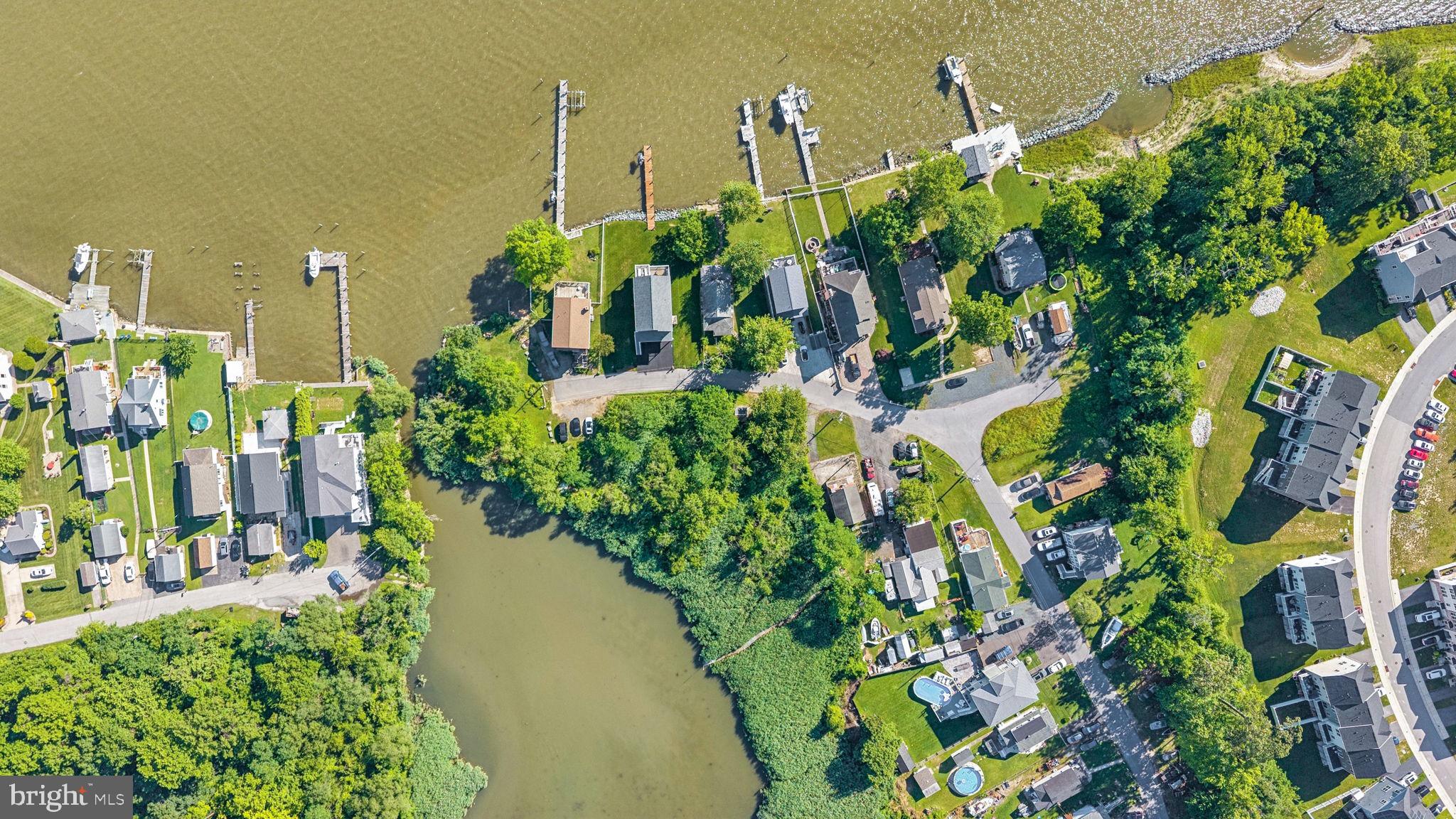 EDGEMERE/SPARROWS POINT - Residential