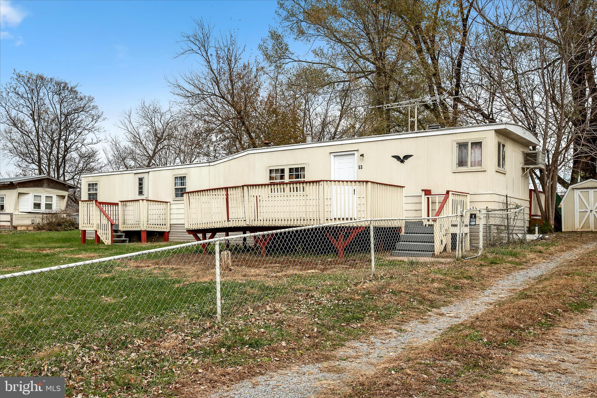 FOX GLEN - Residential